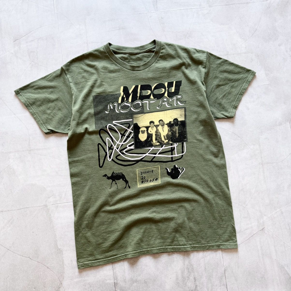 Band Tees Mdou Moctar Big Logo Band Y2K T-shirt Tee Size US L / EU 52-54 / 3 - 1 Thumbnail