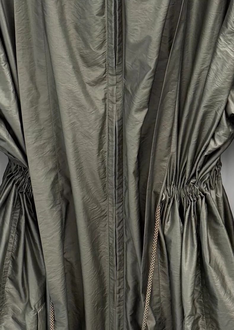 Issey Miyake Issey Miyake Nylon waterproof drawstring jacket Size US M / EU 48-50 / 2 - 2 Thumbnail