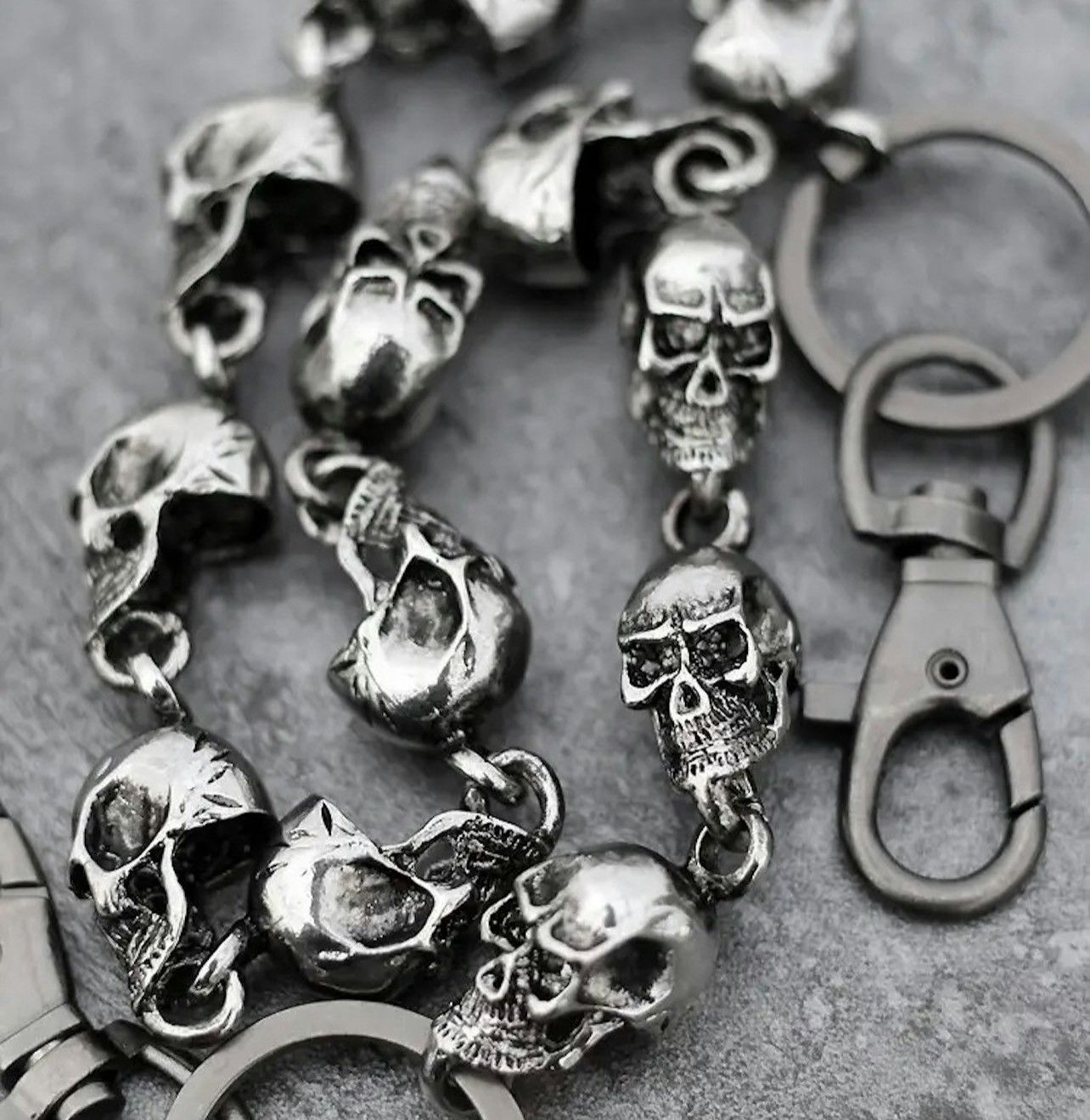 Jewelry Key Chains Wallet Belt Chain Trousers Pants Size ONE SIZE - 3 Thumbnail