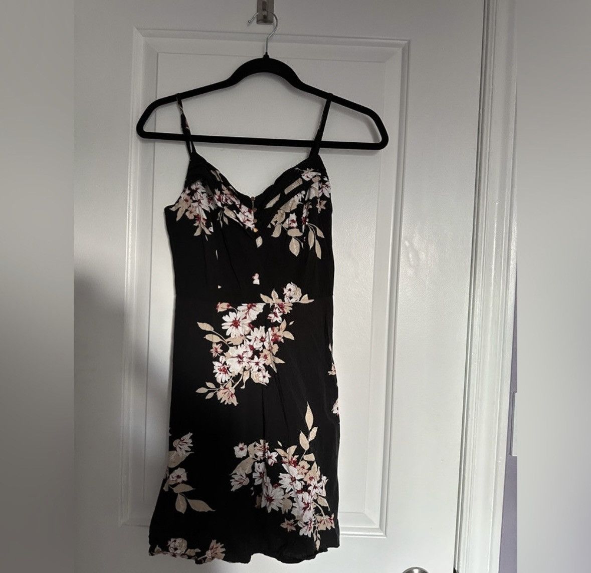 Other Dynamite Mini Floral Dress Size S / US 4 / IT 40 - 1 Thumbnail