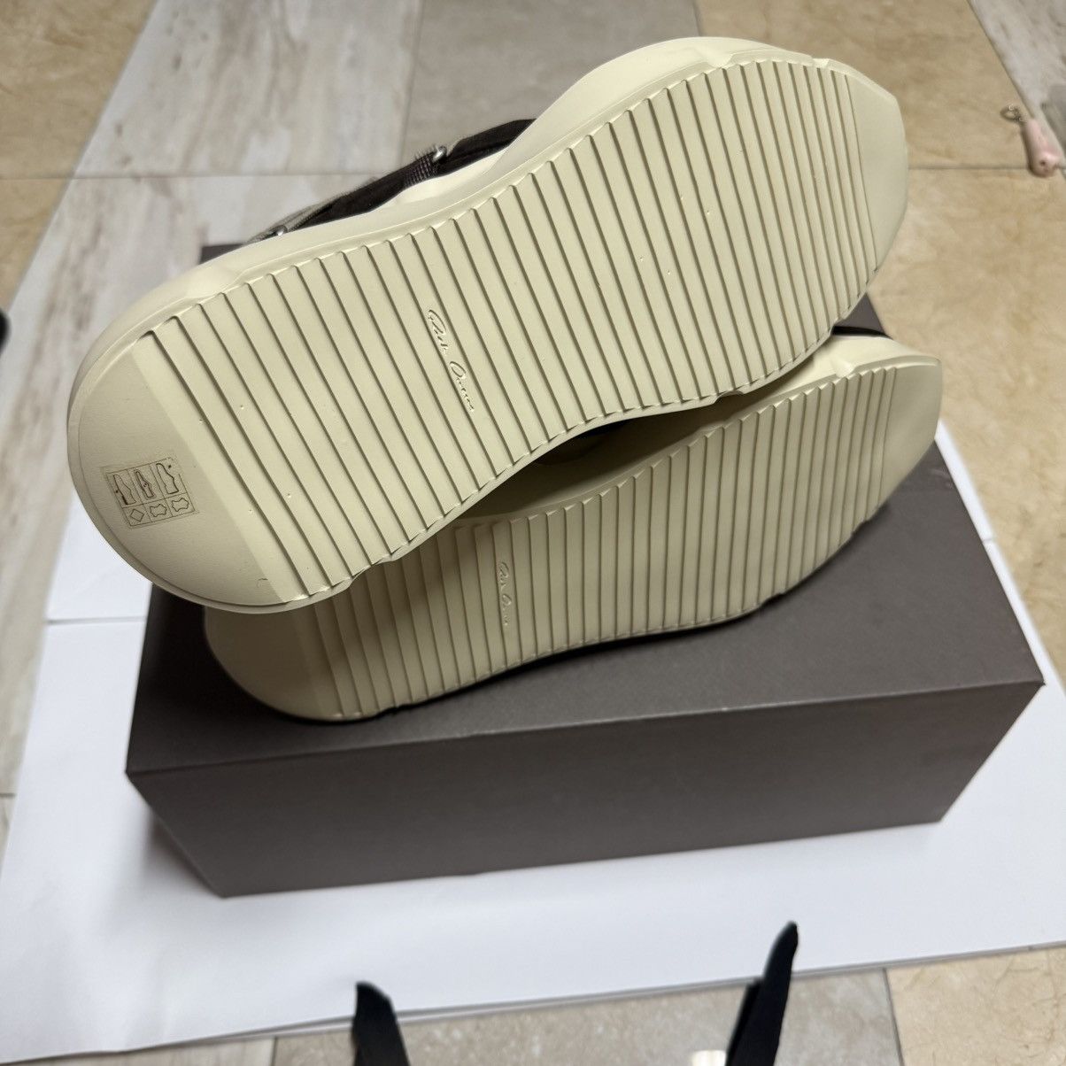 Rick Owens Rick Owens Megalace Geth Runner Mahogany/Milk Size US 8 / EU 41 - 8 Thumbnail