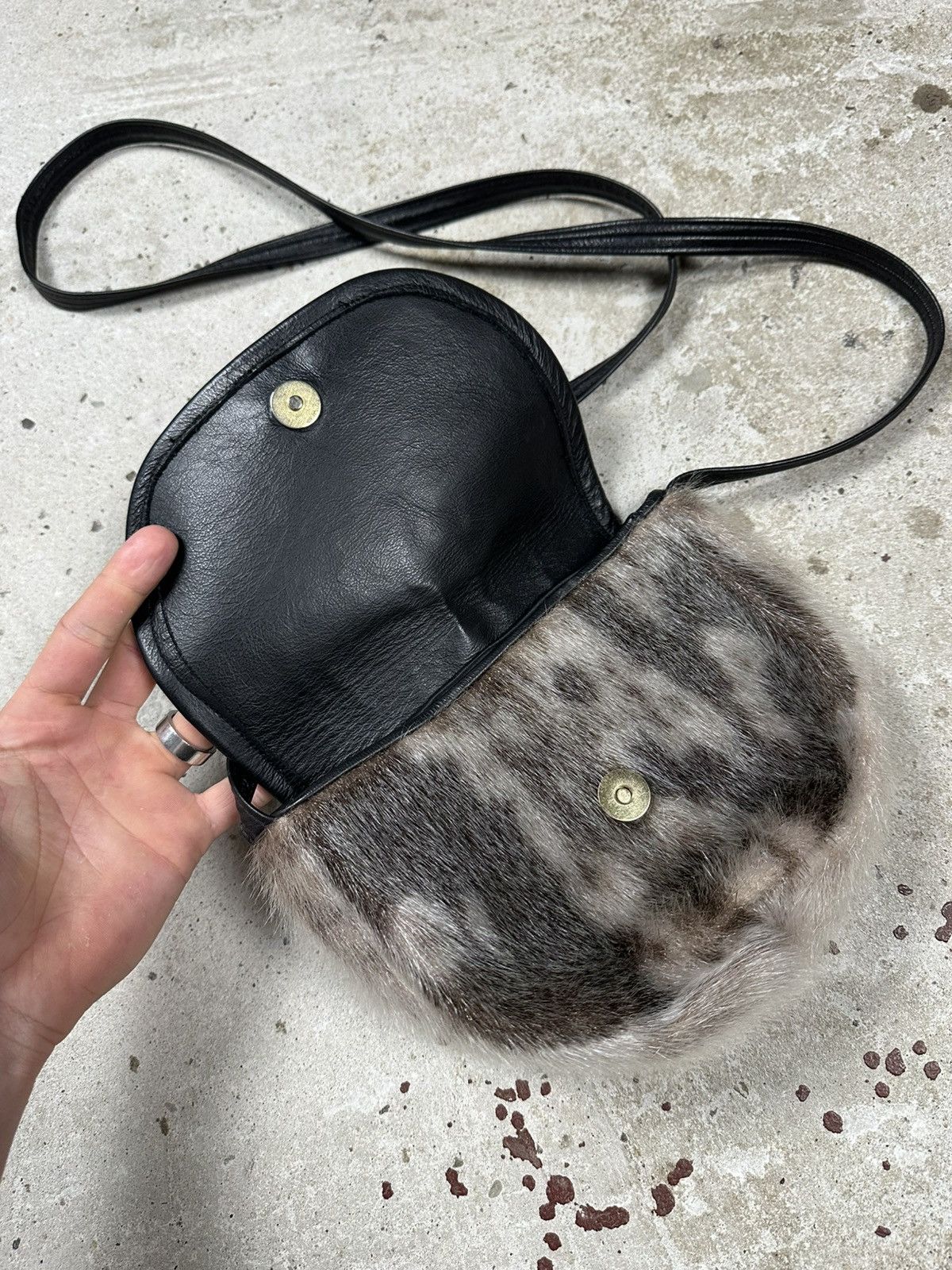 If Six Was Nine Vintage Y2K Faux Fur Grey Brown Messenger Crossbody Bag Size ONE SIZE - 7 Thumbnail