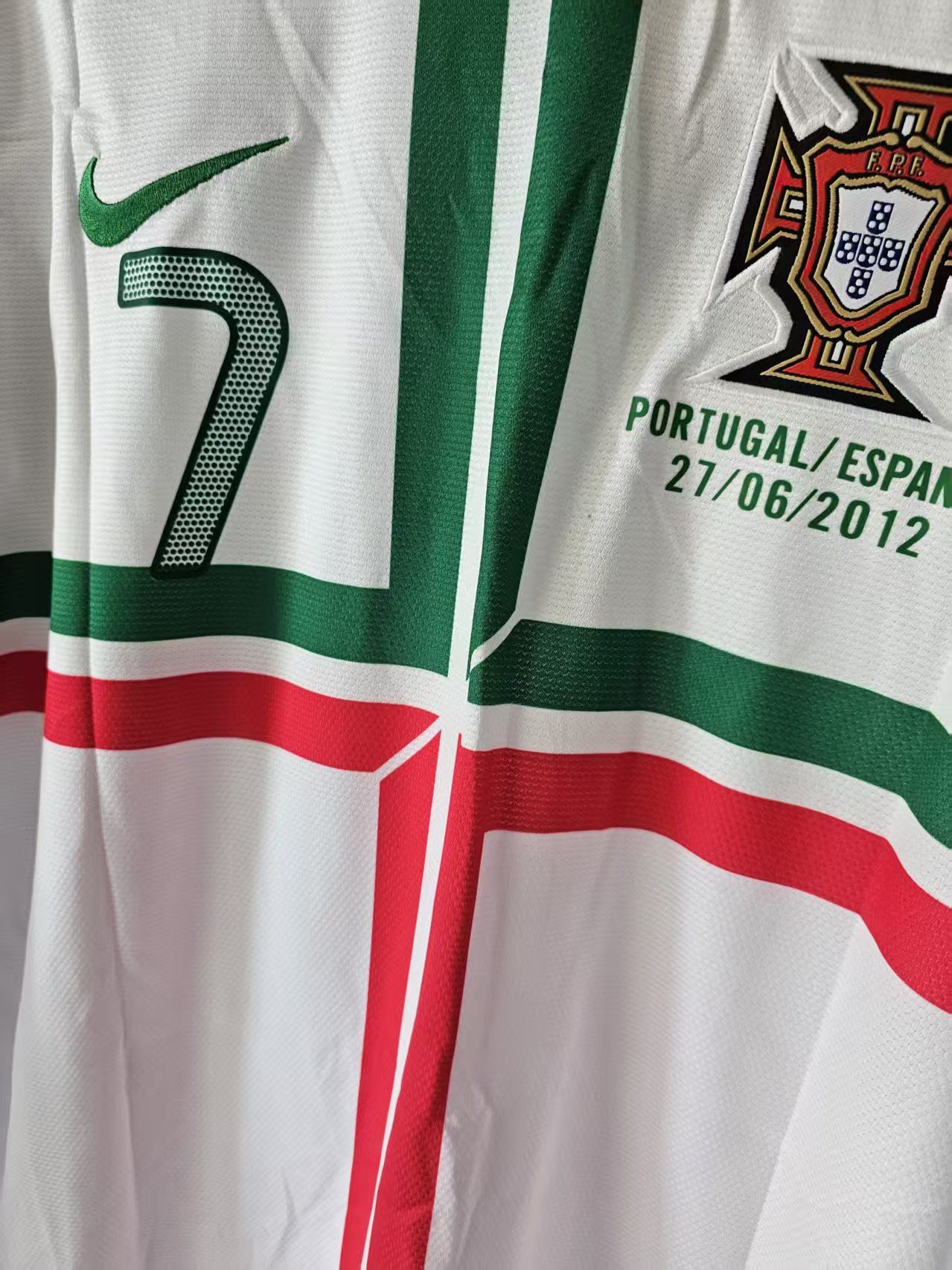 Other 2012 Euro Portugal 7 C Ronaldo Jersey Longsleeve Size US XL / EU 56 / 4 - 5 Thumbnail