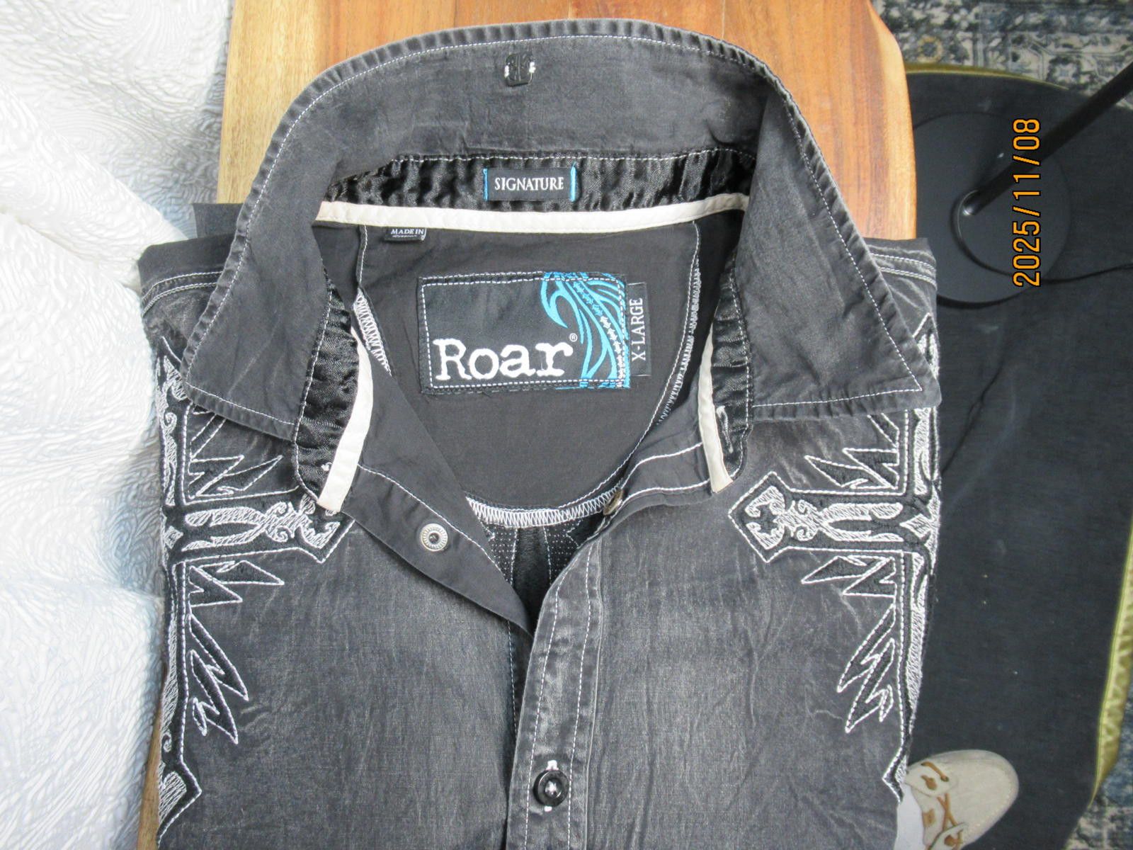 Roar Roar Shirt Black Embroidered Cross Western Rockabilly Size US XL / EU 56 / 4 - 2 Thumbnail