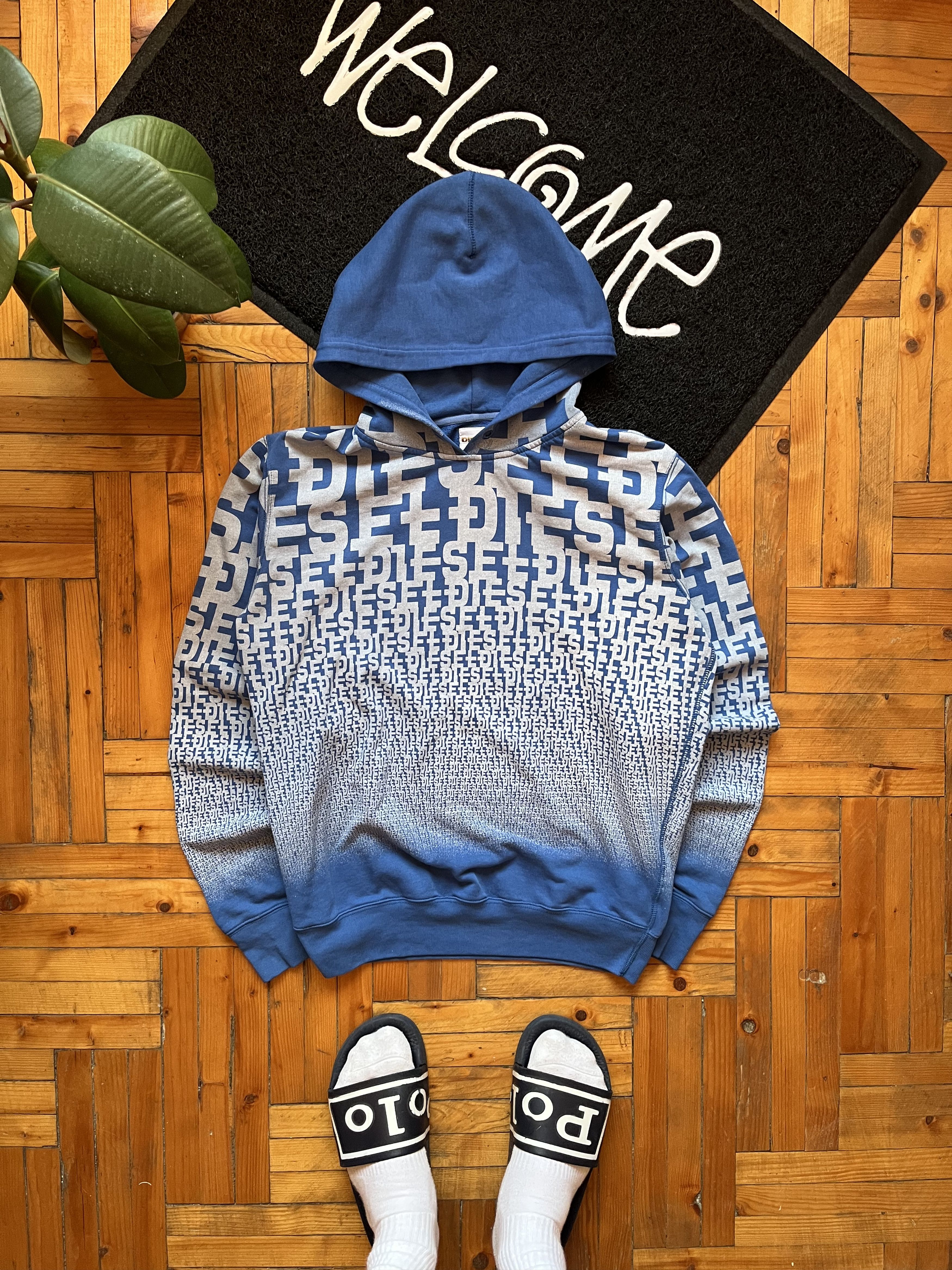 Diesel Share Vintage Diesel 90's Overprinted Big Logo Blue Hoodie Size US M / EU 48-50 / 2 - 1 Thumbnail