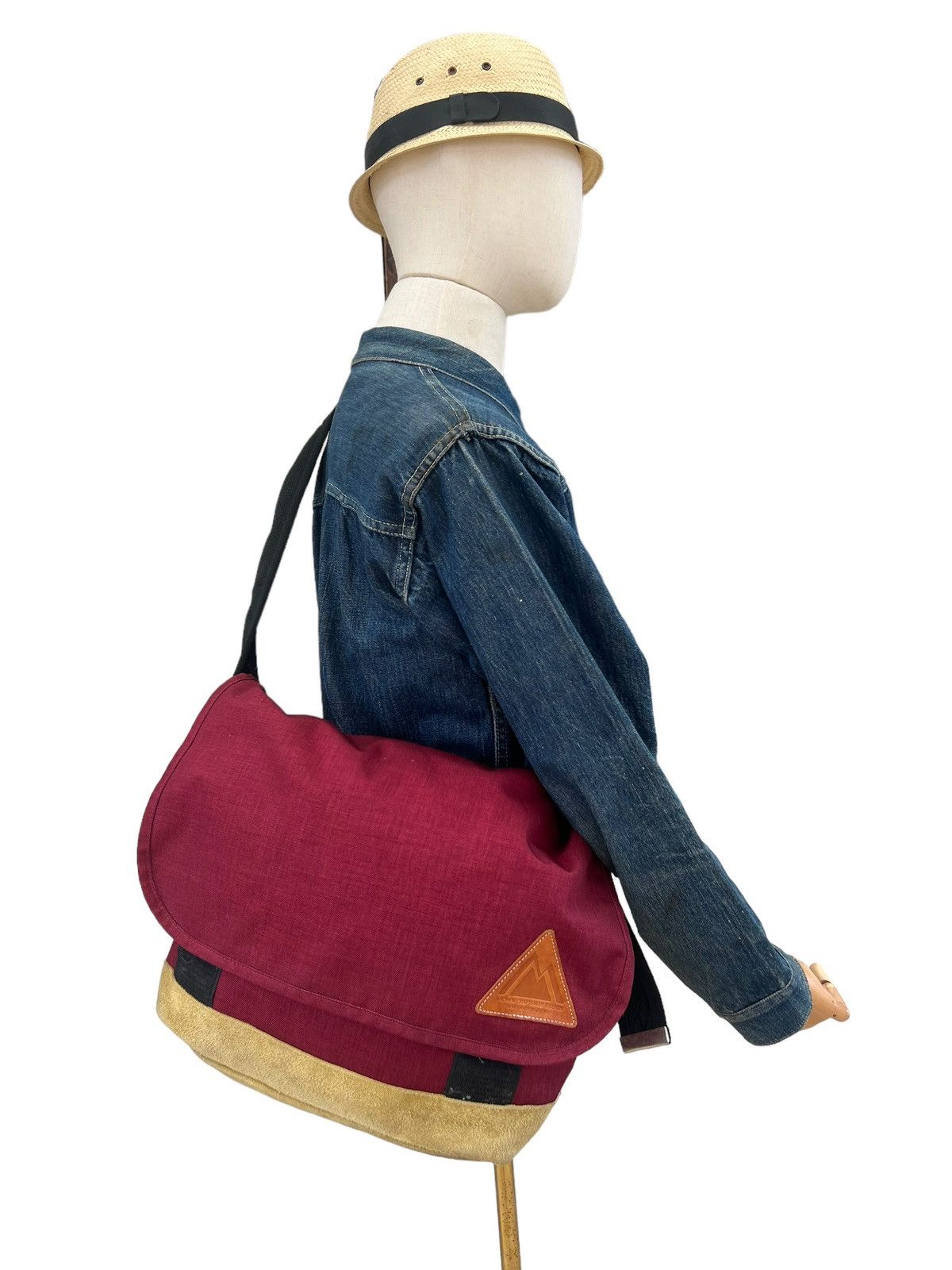 Vintage Anonym Japan Hand Made Nylon Leather Maroon Messenger Bag Size ONE SIZE - 2 Thumbnail