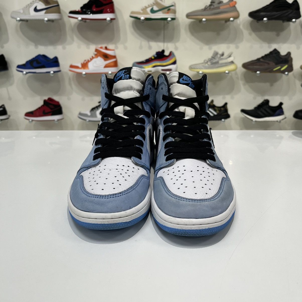 Nike Air Jordan 1 Retro High OG University Blue Size US 12 / EU 45 - 8 Thumbnail