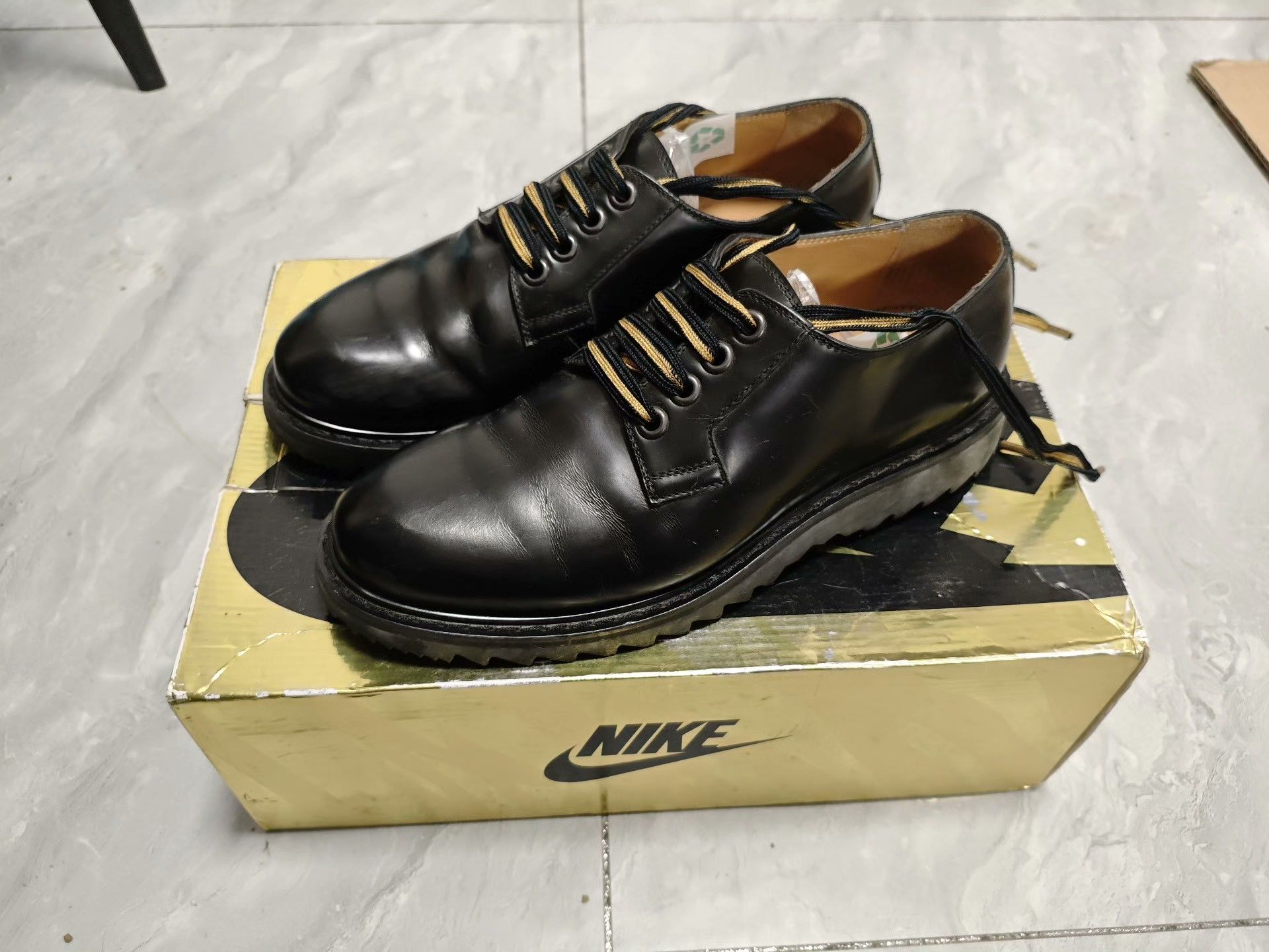 Marc Jacobs Marc Jacobs Formal Lowtop Sneakers 7 Men Size US 7 / EU 40 - 1 Thumbnail