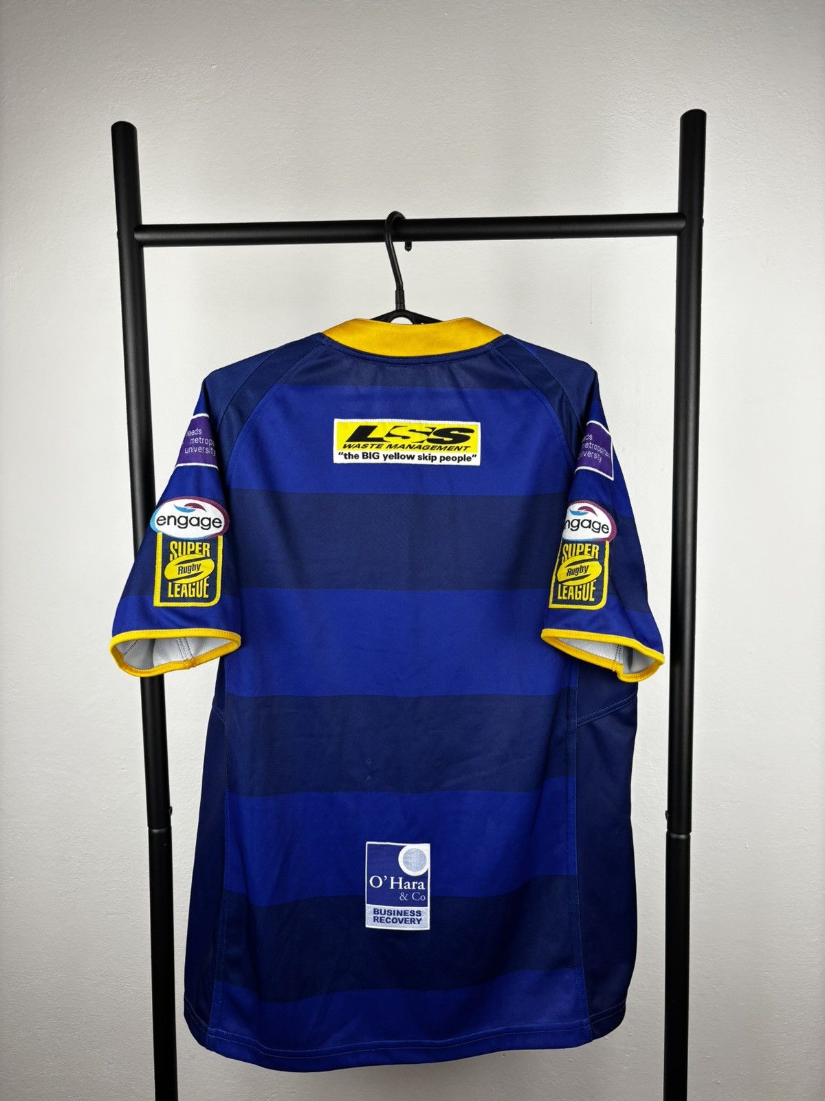 Vintage MINT ISC RUGBY LEAGUE LEEDS RHINOS 2011 HOME JERSEY SIZE L Size US L / EU 52-54 / 3 - 5 Thumbnail