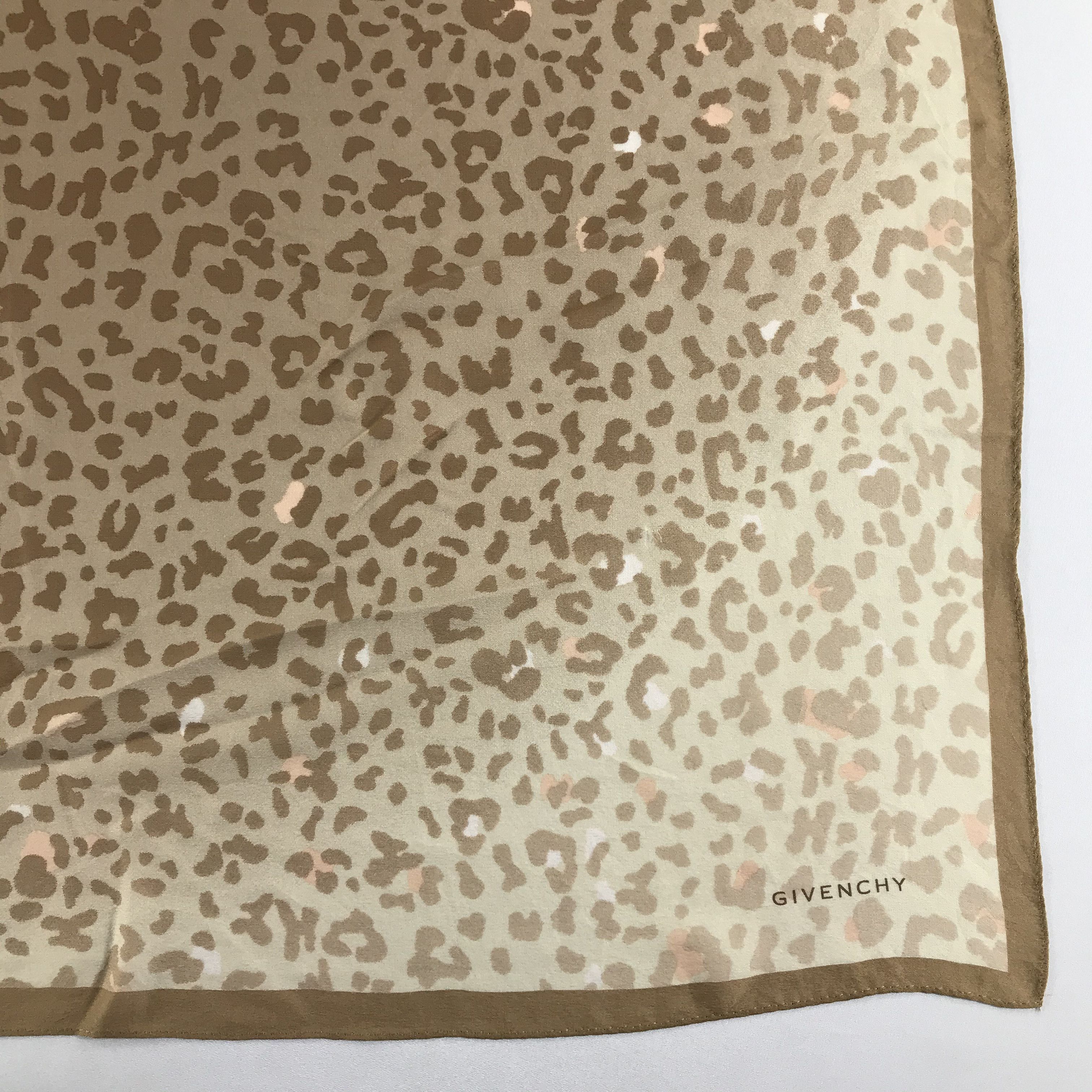 Vintage Vintage Givenchy Silk Scarf Size ONE SIZE - 4 Thumbnail