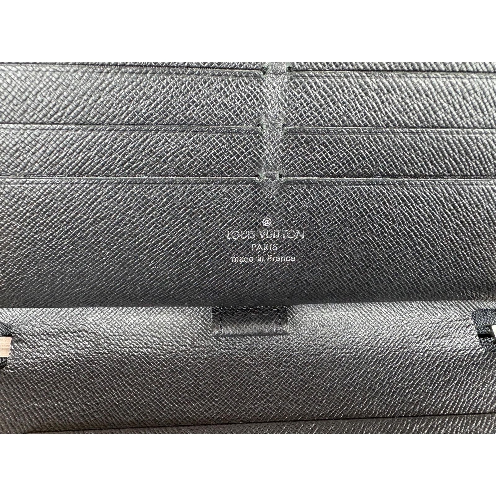 Louis Vuitton Authentic Louis Vuitton Black Epi Zippy Zip Around Wallet Size ONE SIZE - 9 Thumbnail