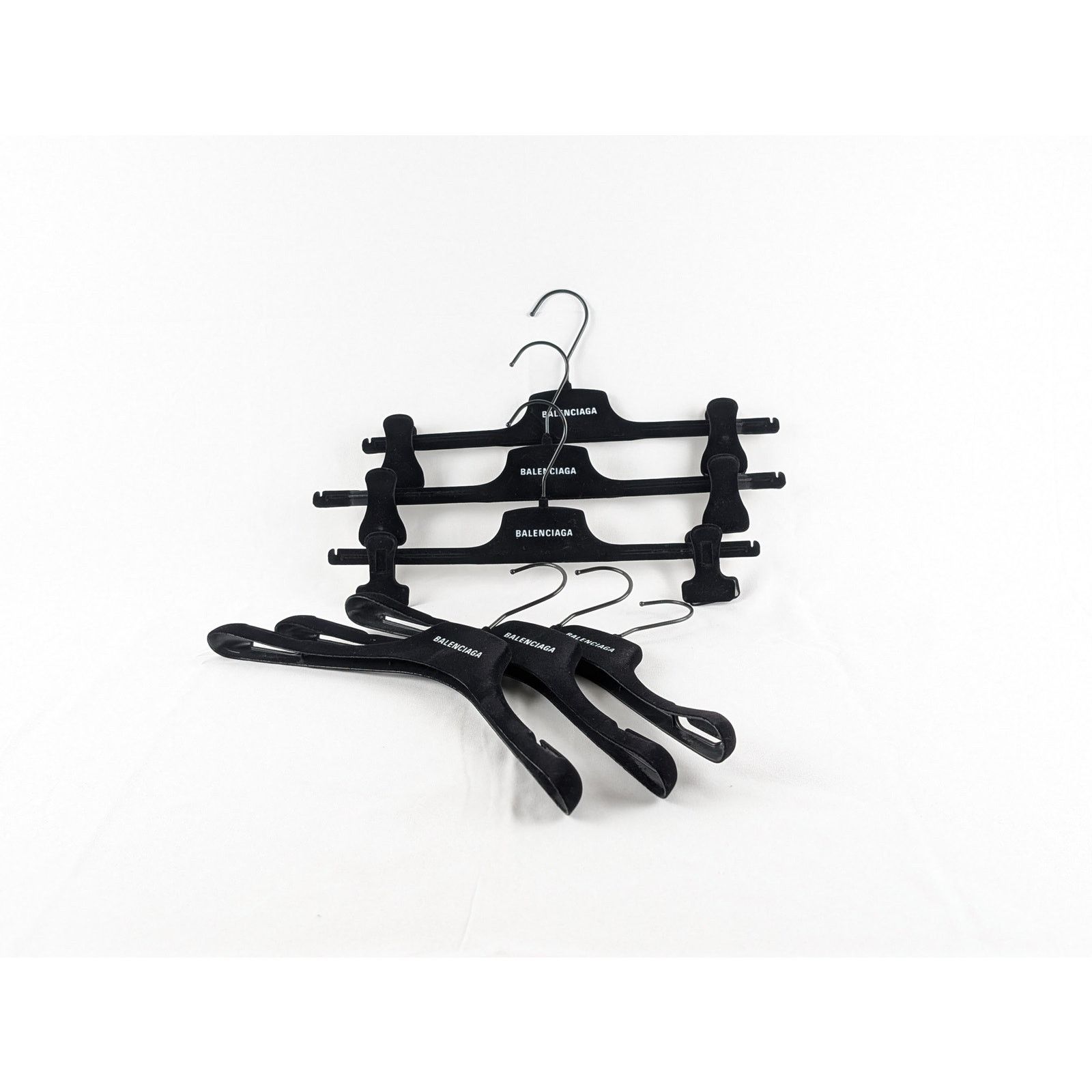 Balenciaga o1rshd1 Q:3 / 3 Top Hangers and 3 Bottom Hangers in Black Size ONE SIZE - 2 Thumbnail