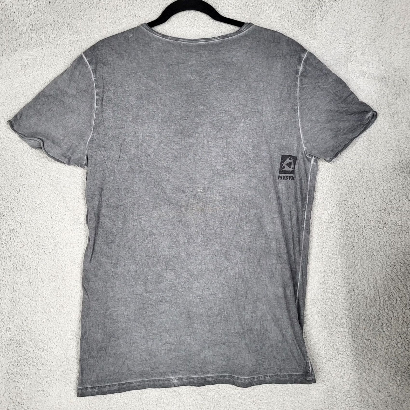 Vintage IGNORE GRAVITY MYSTIC T-shirt Size L Dark Gray Graphic Men's Size US L / EU 52-54 / 3 - 2 Thumbnail