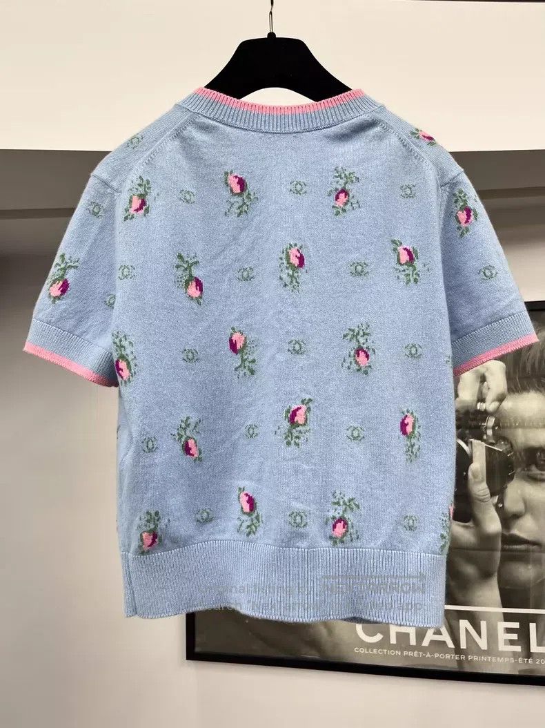Chanel Chanel Beautiful rhinestone buttoned floral pearl short-sl Size XS / US 0-2 / IT 36-38 - 3 Thumbnail