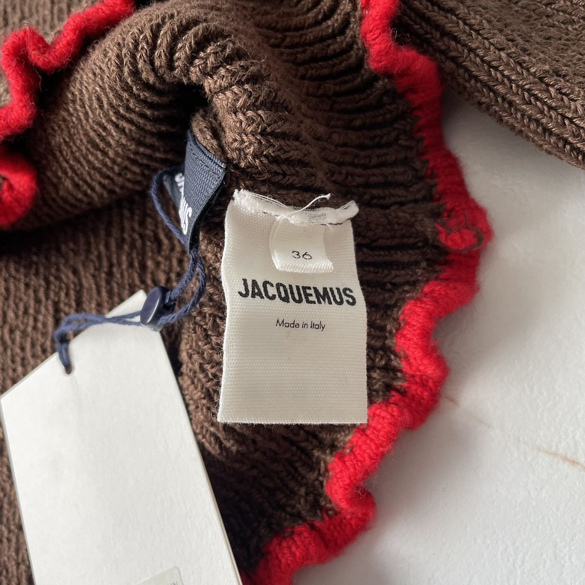 Jacquemus LA MAILLE SANTON CROP JACQUEMUS Size XS / US 0-2 / IT 36-38 - 4 Thumbnail