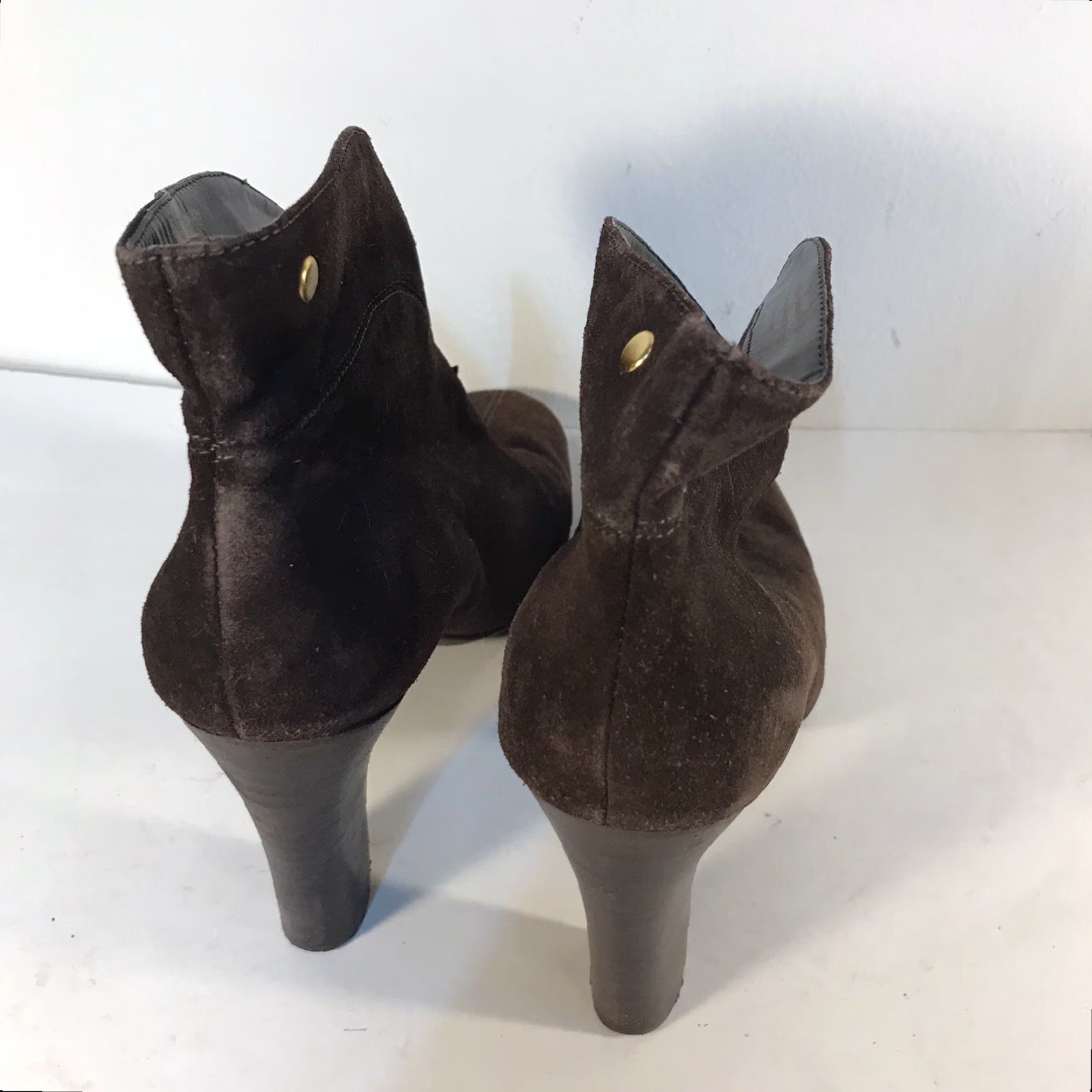 Franco Sarto Franco Sarto Limber Brown Suede Ankle Booties 3.5in Heels Womens Size 7.5 Size US 7.5 / IT 37.5 - 2 Thumbnail