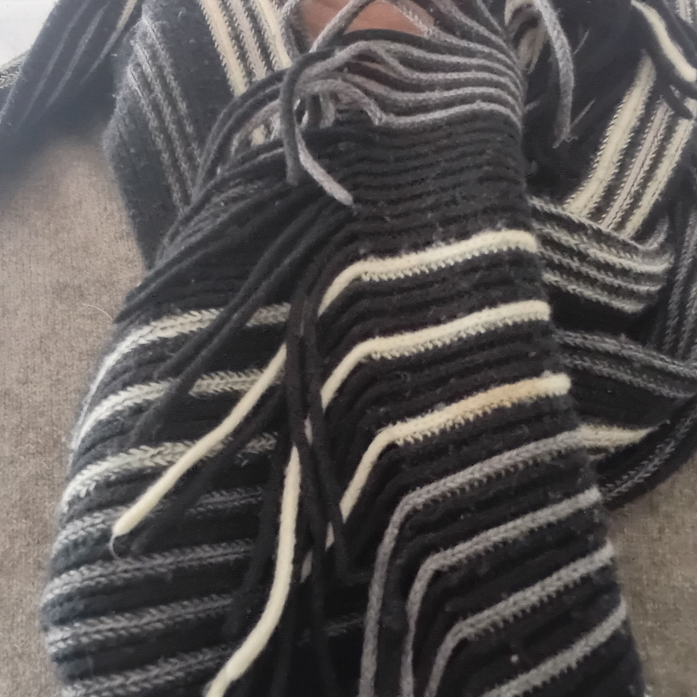 Other Vintage Striped Knitted Scarf Black & Grey Fringe Size 40 - 4 Thumbnail