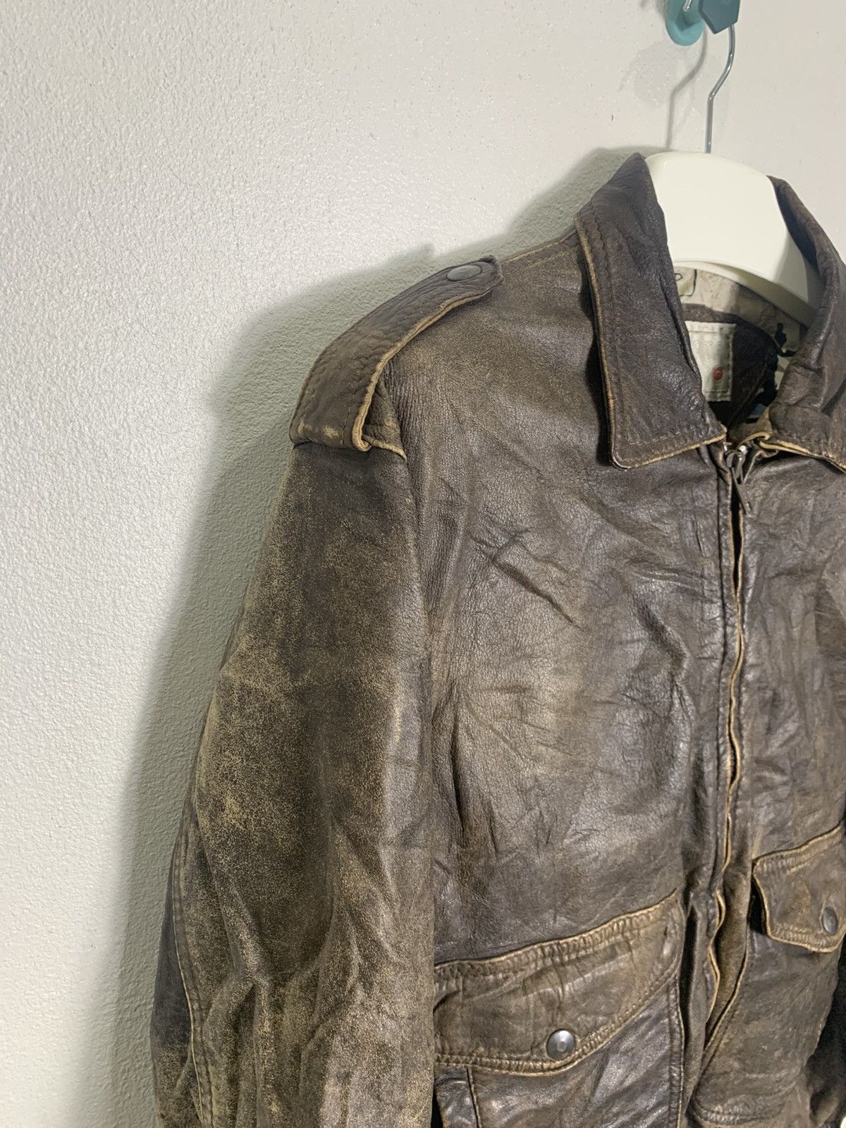 Vintage Vintage 1990 Flight leather Jacket trashed Size US M / EU 48-50 / 2 - 6 Thumbnail