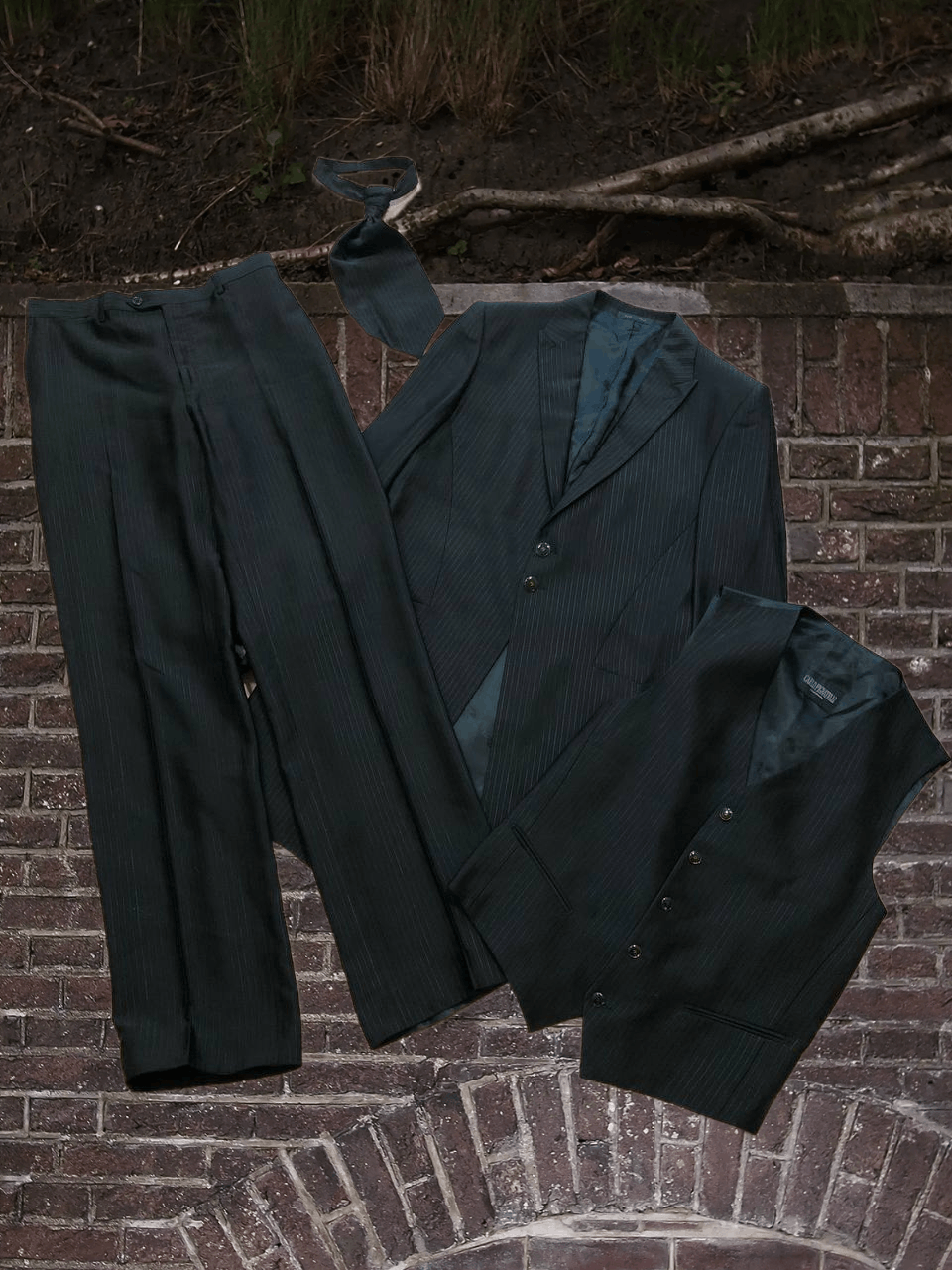 Carlo Pignatelli vintage Y2K classic suit Carlo Pignatelli black luxury Size 52R - 1 Thumbnail