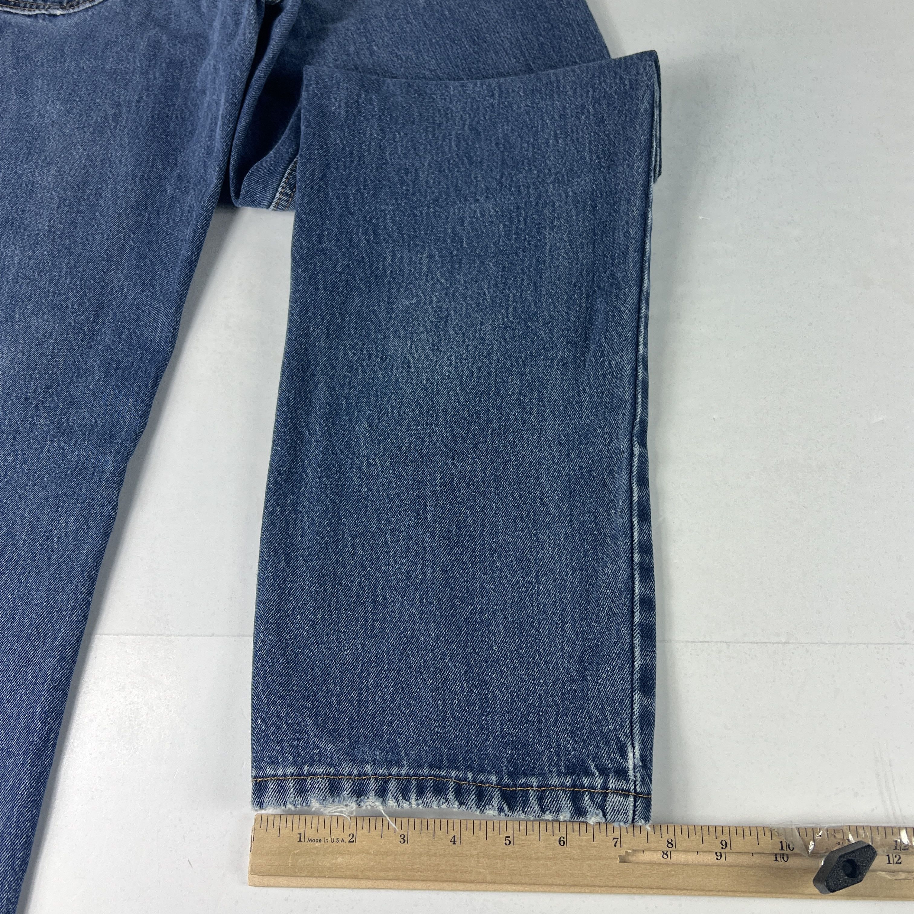 Levi's Levi's Jeans 550 Relaxed Fit Straight Leg Blue Denim Size US 33 - 16 Thumbnail