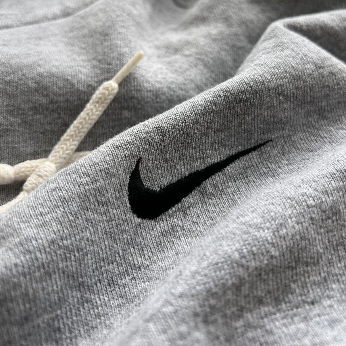 Nike VINTAGE90’s NIKE SWOOSH MADE IN USA🇺🇸 Size US XL / EU 56 / 4 - 5 Thumbnail