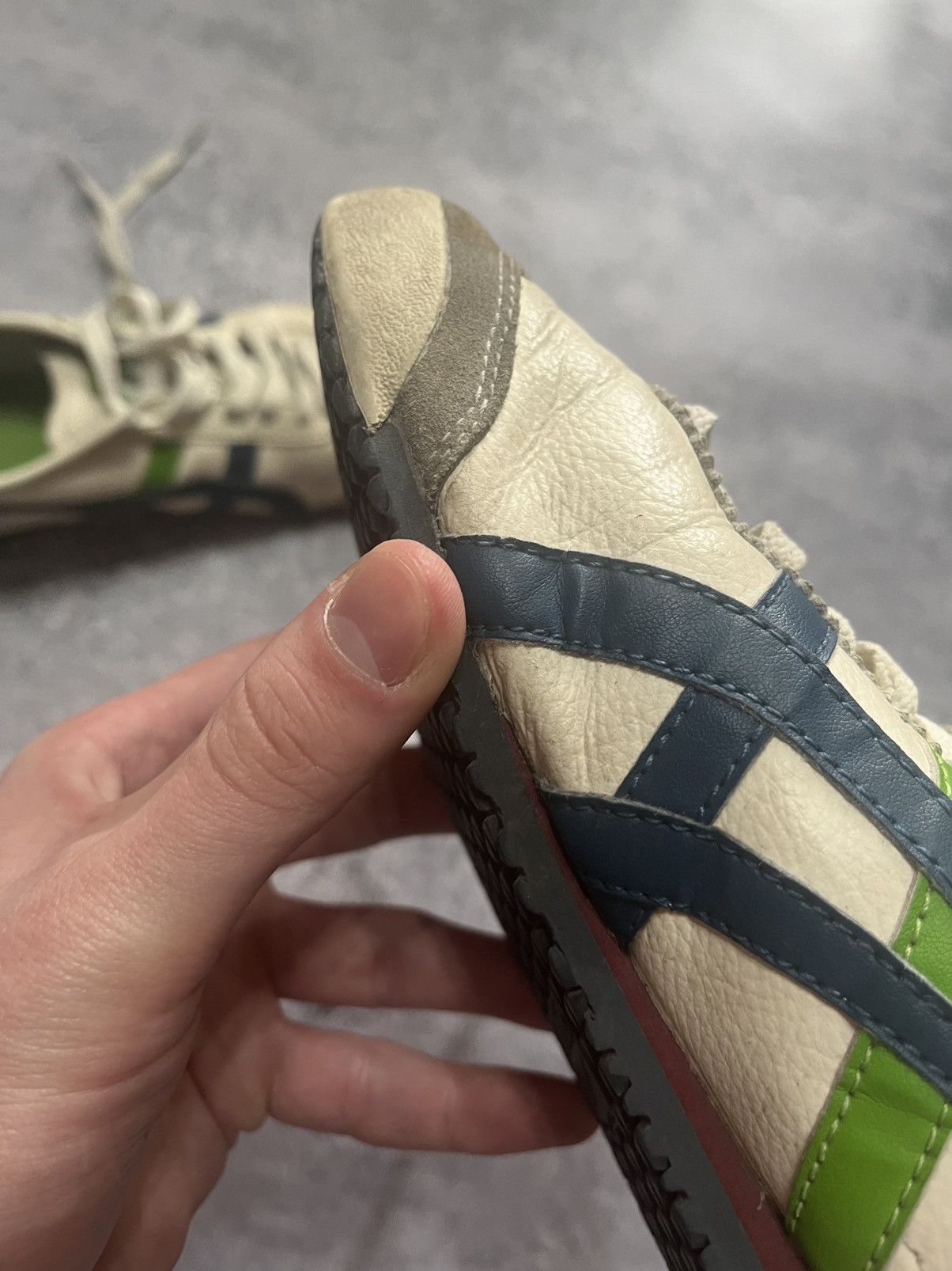 Onitsuka Tiger ONITSUKA TIGER ASICS RARE KILL BILL SNEAKERS Size US 8 / EU 41 - 7 Thumbnail