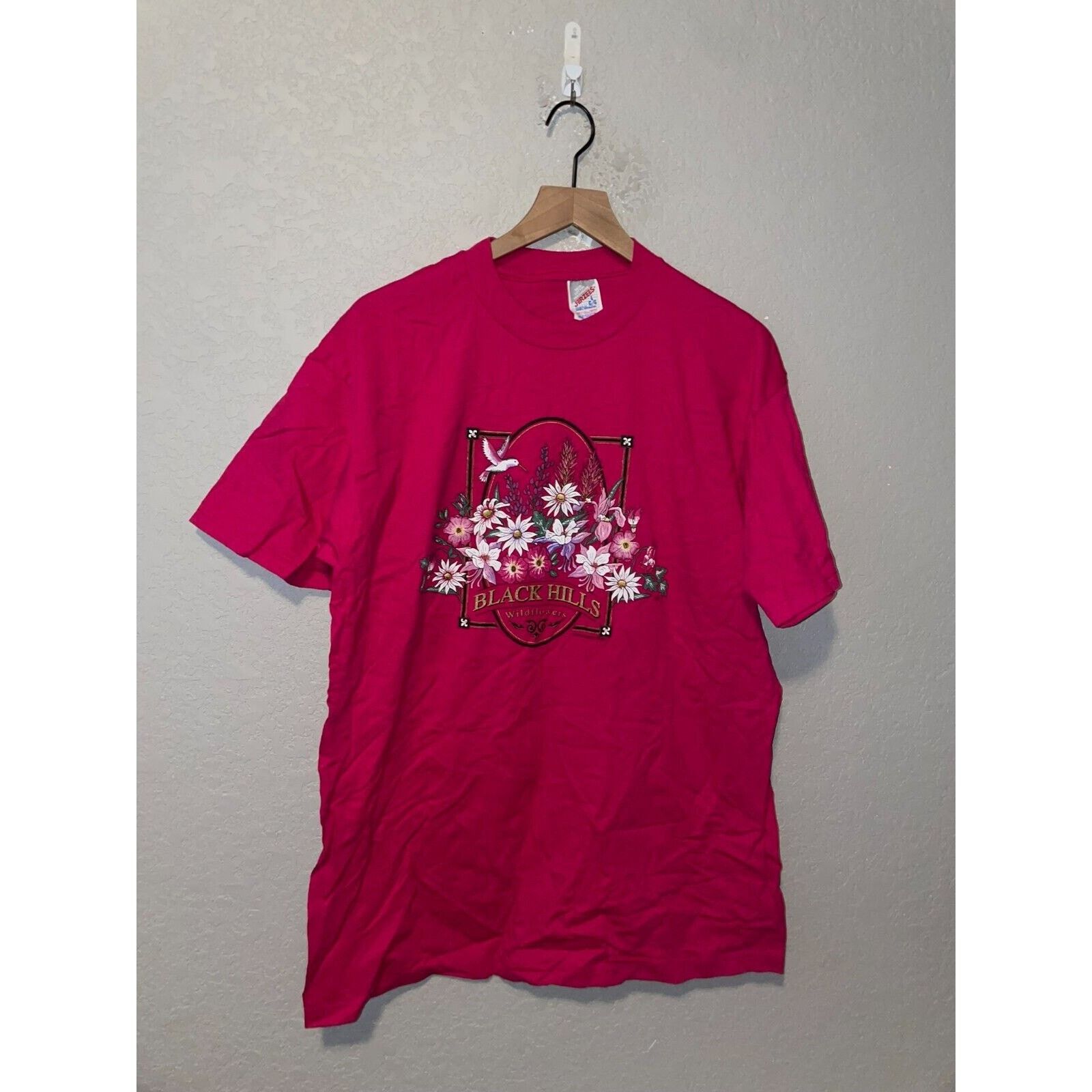 Jerzees Vintage Black Hills Shirt Wildflowers Flowers Pink Tee 90s L Size US L / EU 52-54 / 3 - 1 Thumbnail