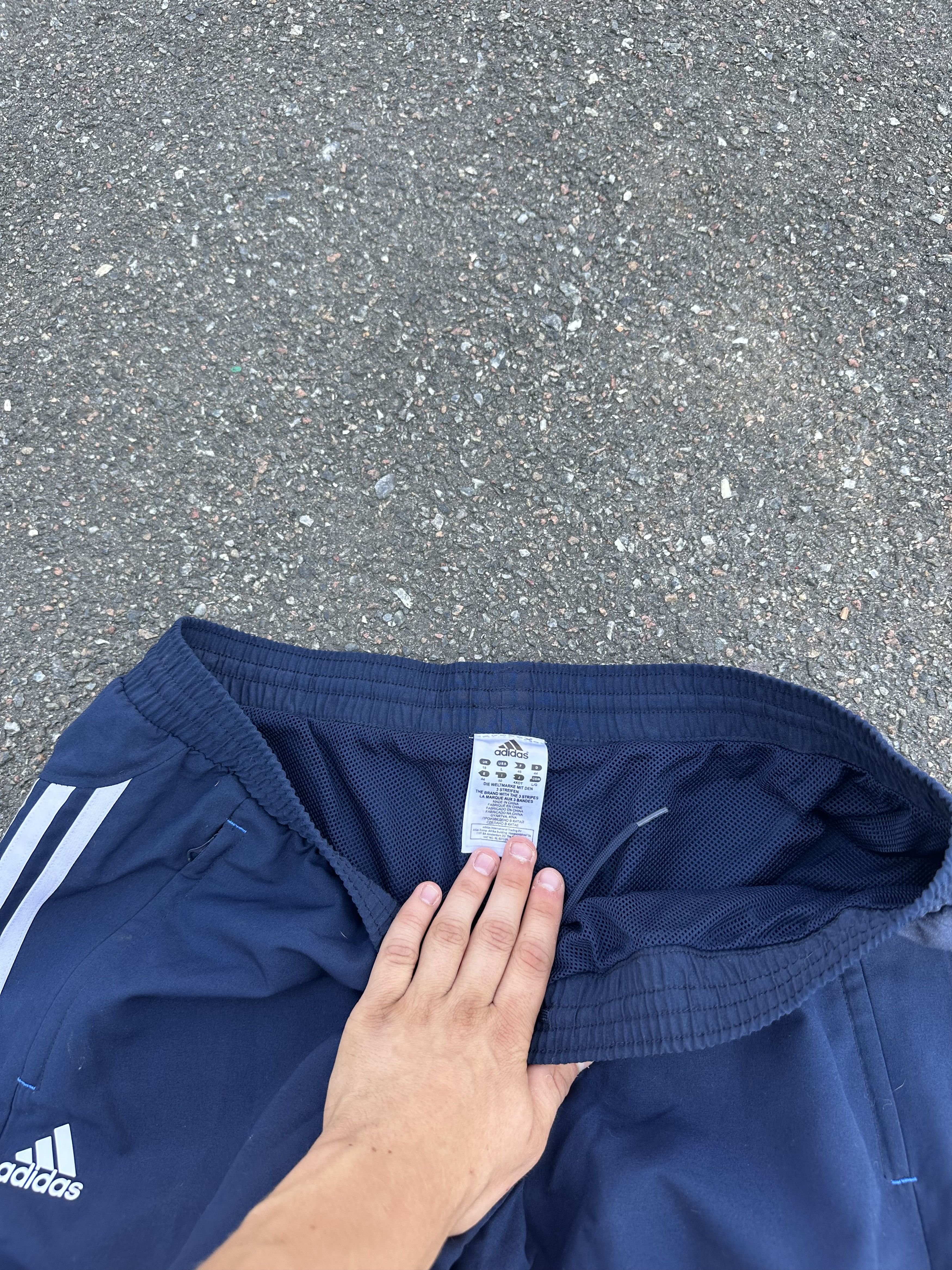 Adidas Adidas Nylon Trackpants Size US 34 / EU 50 - 6 Thumbnail