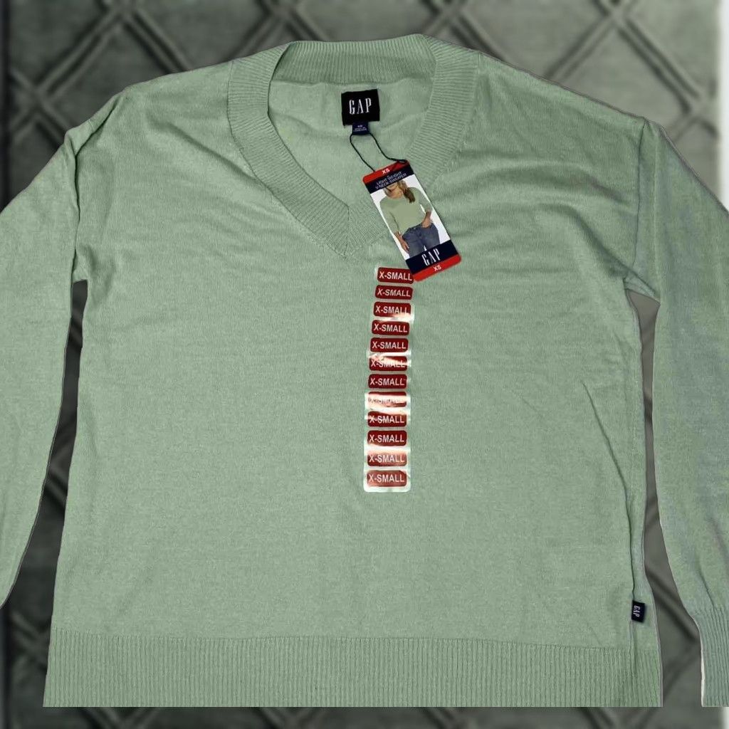 Gap GAP Lightweight V-Neck Sweater Women's XS Sage Green Knit Pullover Long Sleeve Size XS / US 0-2 / IT 36-38 - 1 Thumbnail