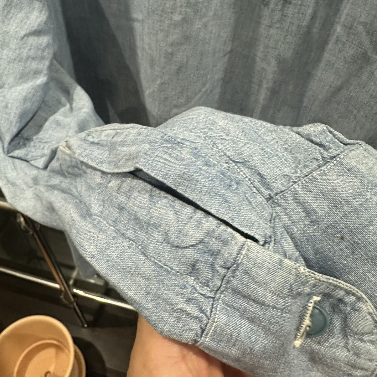 Vintage ORIGINAL 1940's～ "U.S.N" BLUE CHAMBRAY SHIRT Size US M / EU 48-50 / 2 - 11 Thumbnail