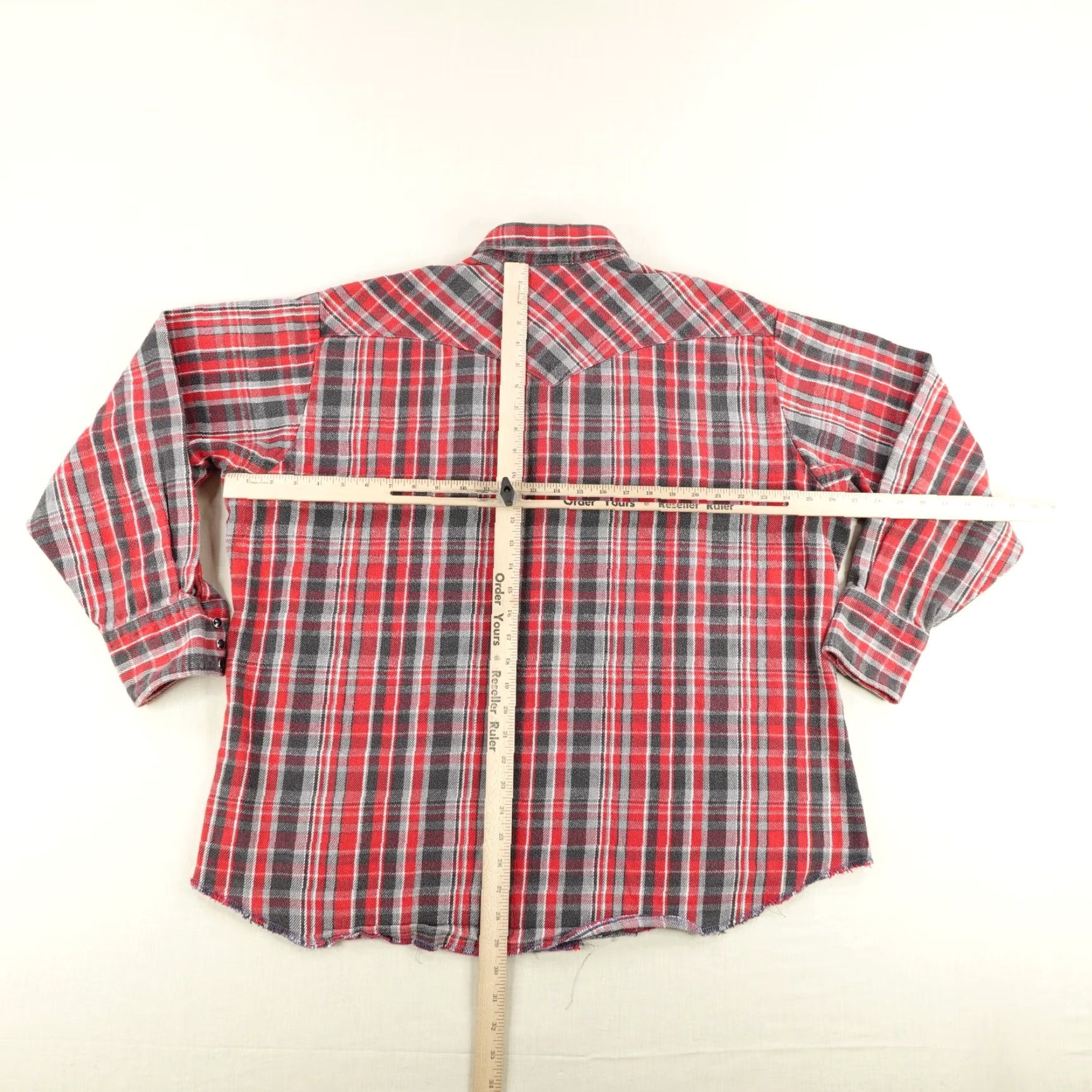 Wrangler VINTAGE Wrangler Shirt Men 2XL Red Plaid Flannel Western Pearl Snap Heavyweight 90s Size US XXL / EU 58 / 5 - 4 Thumbnail