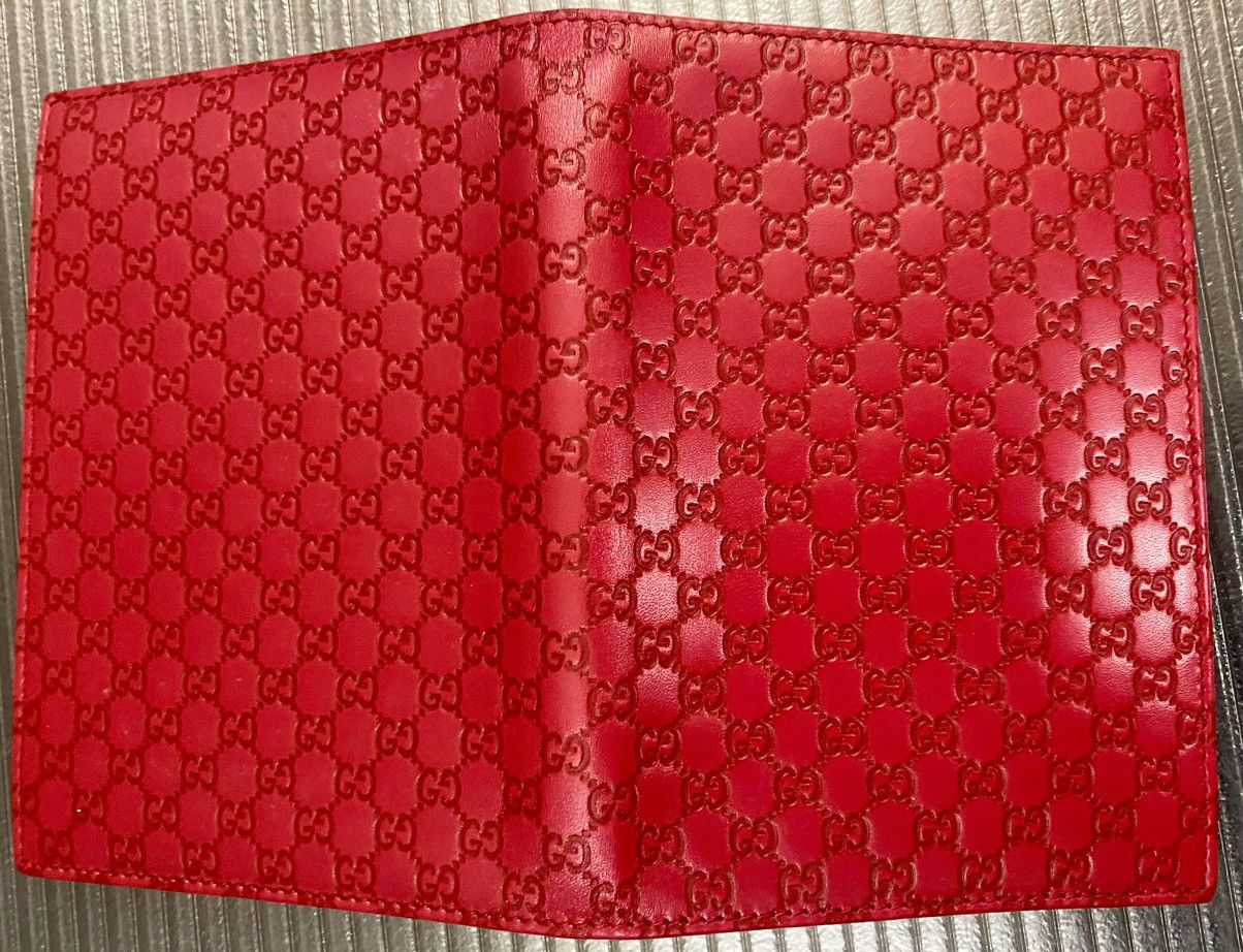 Gucci Gucci 🇮🇹 berry red microgucci GG leather porta quaderno NEW Size ONE SIZE - 10 Thumbnail