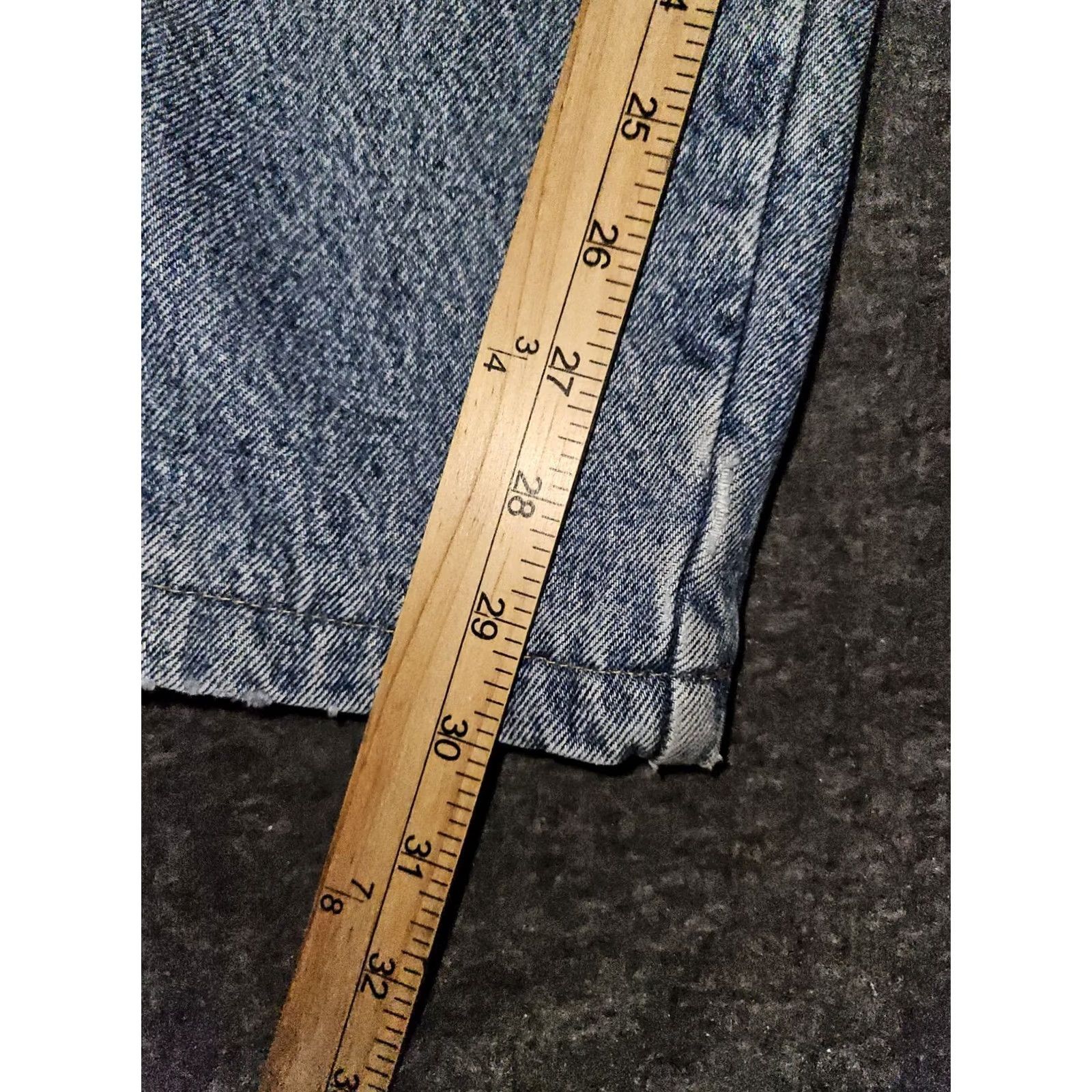 Vintage VINTAGE Cabela's Jeans Men 38x30 Blue Denim Lined High Rise Distressed Regular Rise 90s Outdoors Mens Jeans Size US 38 / EU 54 - 5 Thumbnail