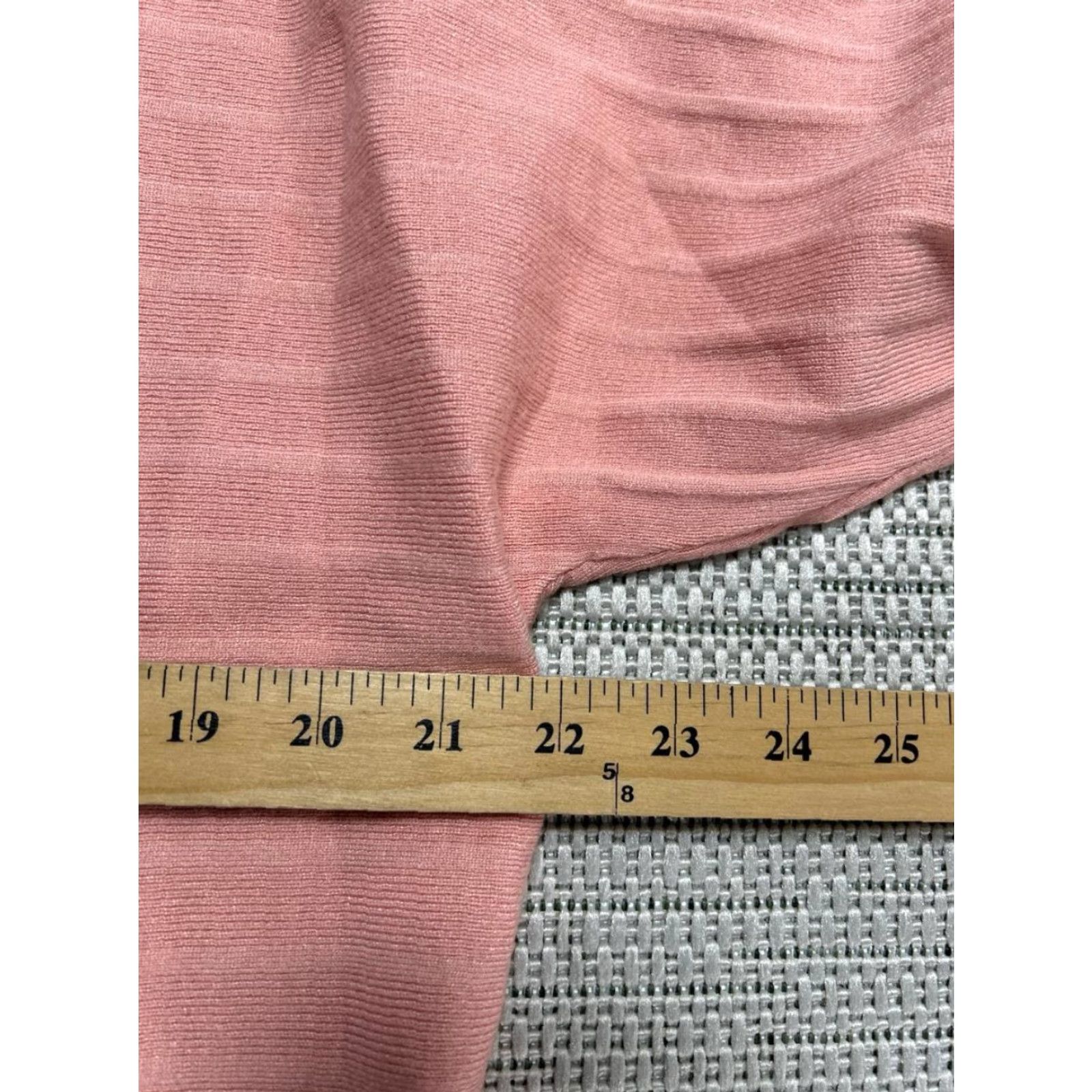 Vintage Tahari Sweater Womens Medium Pink Viscose Blend KnIT Boat Neck Casual Pullover Knit Dolman Sleeve Long Sleeve Size M / US 6-8 / IT 42-44 - 7 Thumbnail