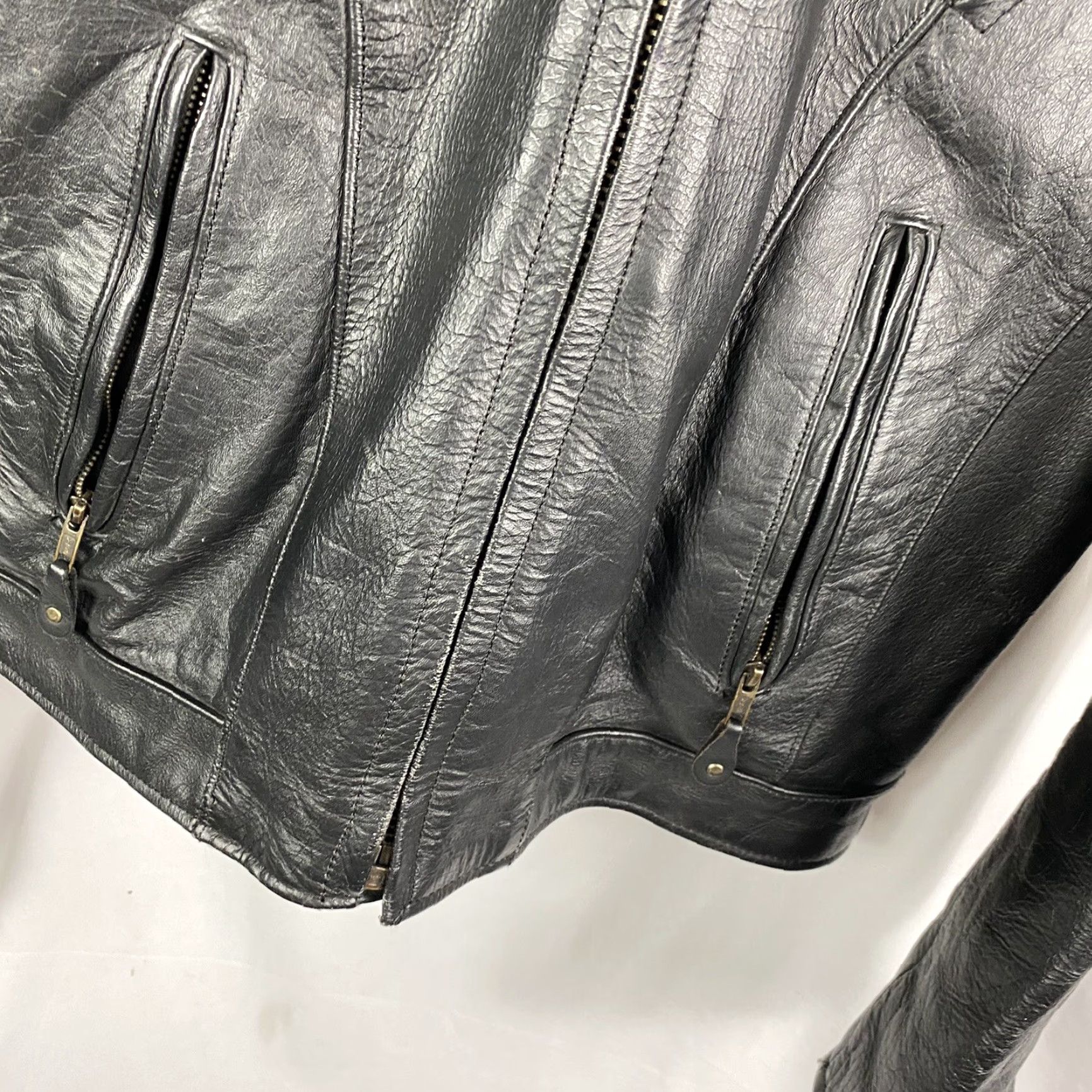 Vintage VINTAGE Hot Leathers Quality Heavy Leather Motorcycle Jacket 48 Size Black Mens Jacket Adult 48 Leather Motorcycle Jacket Size US M / EU 48-50 / 2 - 4 Thumbnail