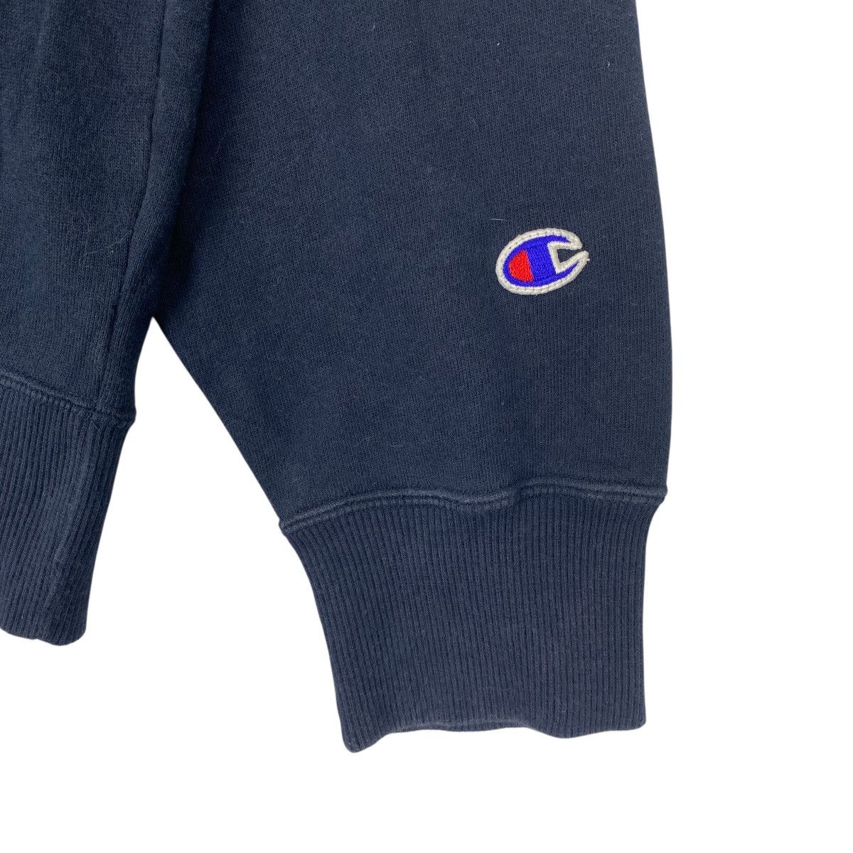 Vintage Vintage Champion Sweatshirt Big Logo Navy Blue Pullover Sz L Size US L / EU 52-54 / 3 - 5 Thumbnail