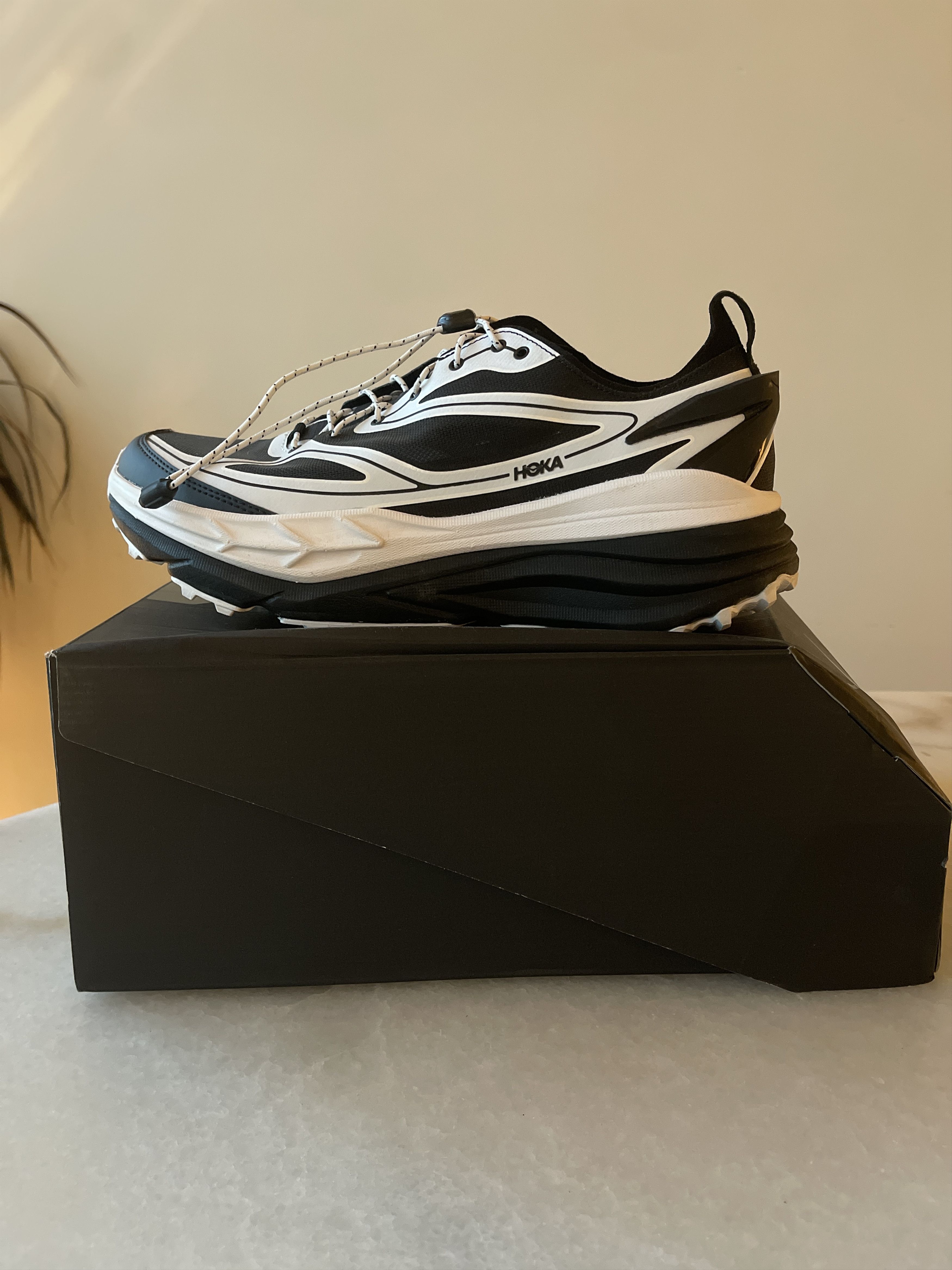 Hoka HOKA + dsm Stinson One7 Black/White Size US 11 / EU 44 - 1 Thumbnail