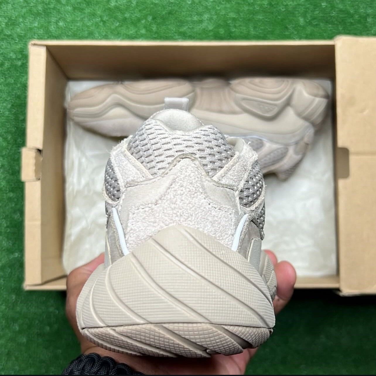 Adidas Adidas Yeezy 500 ‘ Taupe Light ‘ Size US 6 / EU 39 - 5 Thumbnail