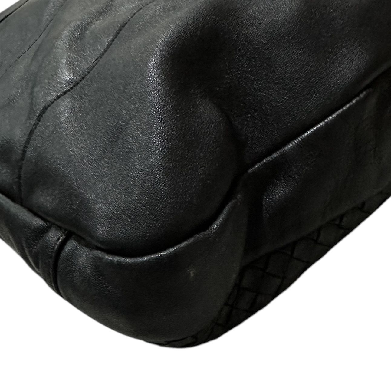 Bottega Veneta Grailed🔥Bottega Veneta Hand Carry Leather Bag Size ONE SIZE - 12 Thumbnail