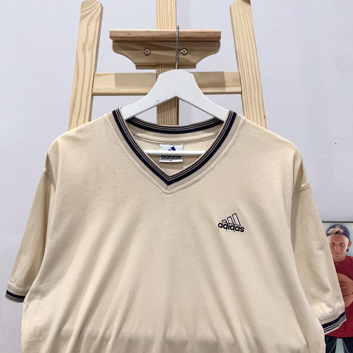 Adidas Adidas V Neck T Shirts Size US L / EU 52-54 / 3 - 2 Thumbnail
