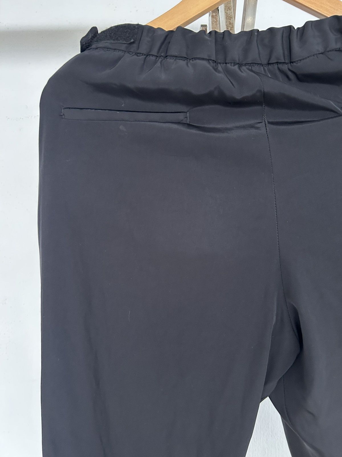 Prada Prada Garbadine Nylon Trousers Size US 34 / EU 50 - 7 Thumbnail