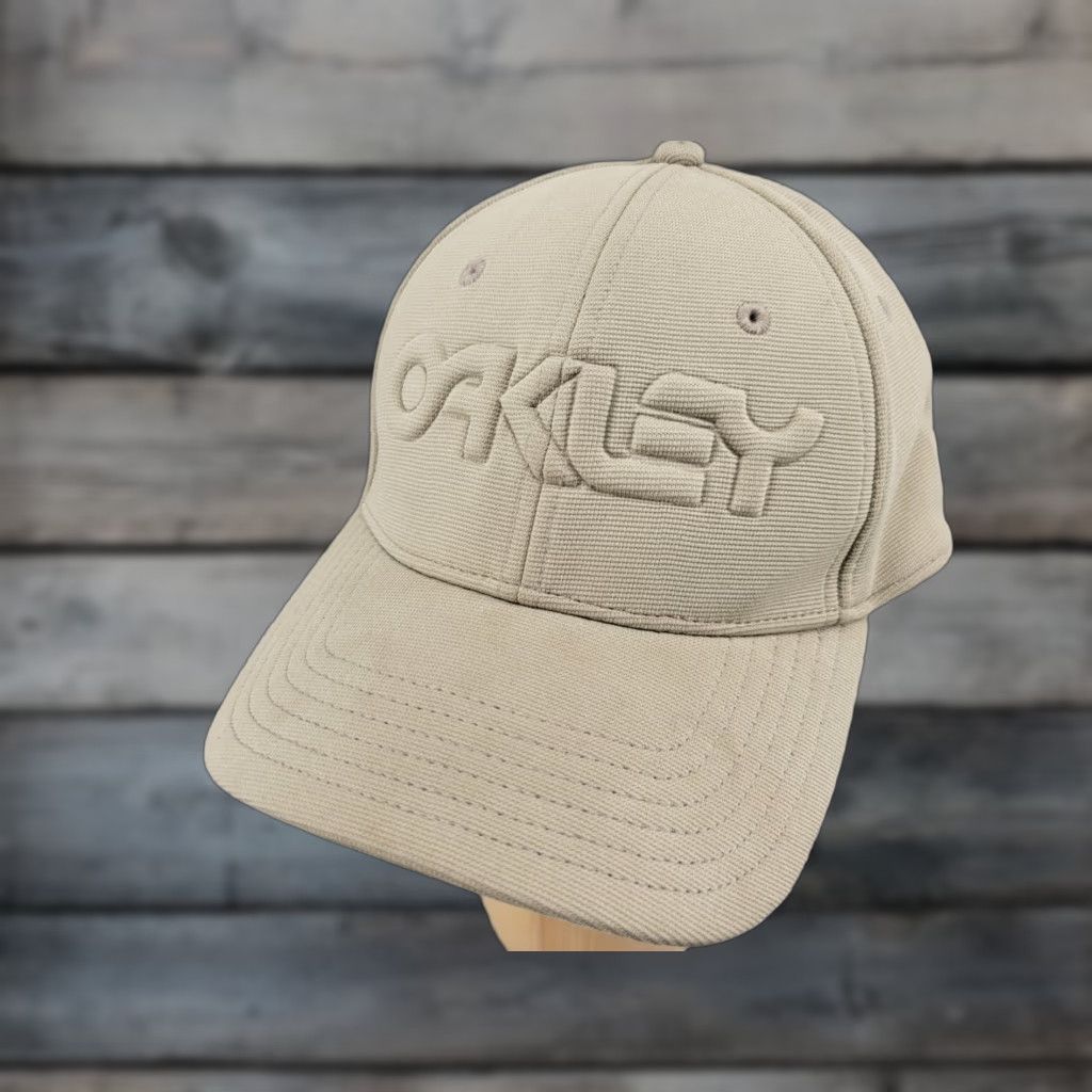 Oakley VINTAGE Oakley Hat One Size Tan Flex FIT L/XL Raised LOGO Men Baseball Cap 90s USA Outdoor Adjustable Breathable Distressed Size ONE SIZE - 1 Thumbnail