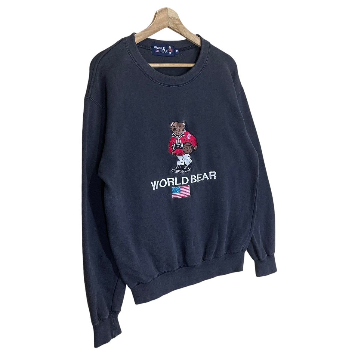 Japanese Brand Vintage 90s World Bear Big Logo Crewneck Sweatshirt Size US M / EU 48-50 / 2 - 2 Thumbnail