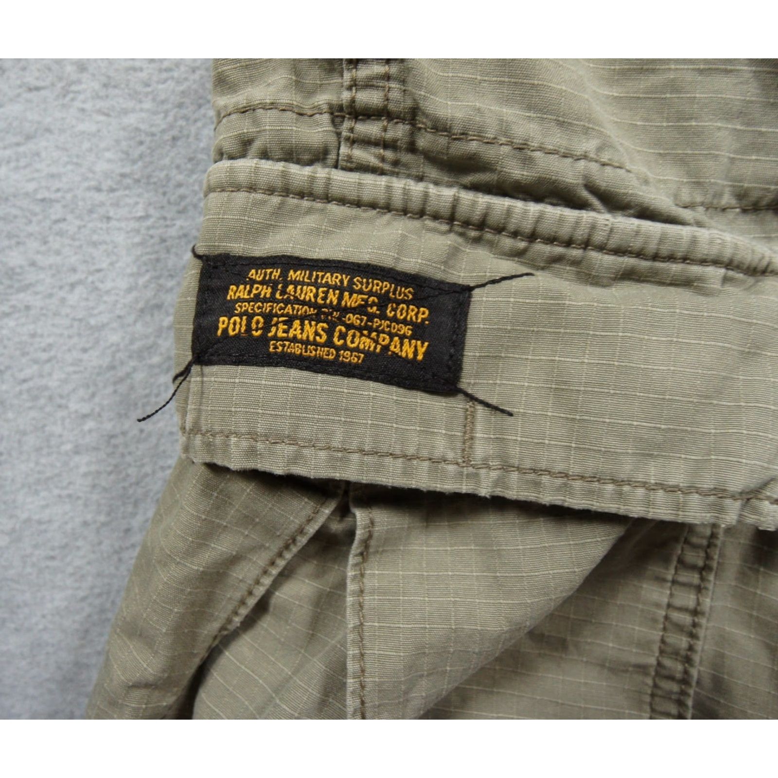 Polo Ralph Lauren Vintage Polo Jeans Ralph Lauren Shorts Mens 36 Green Cargo Ripstop Baggy Y2K Polo Ralph Lauren Shorts Mens 36 Green Cargo Ripstop Baggy Y2K Size US M / EU 48-50 / 2 - 3 Thumbnail