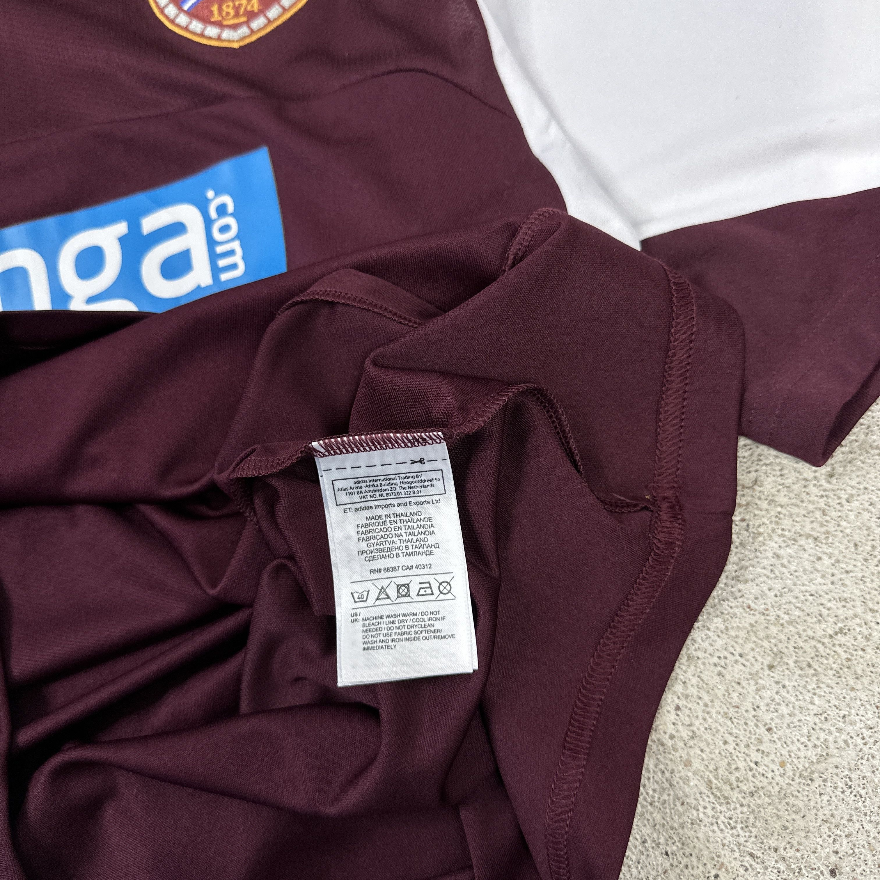 Adidas × Vintage Jersey Adidas 12/13 Hearts Home Autographed Size US L / EU 52-54 / 3 - 4 Thumbnail