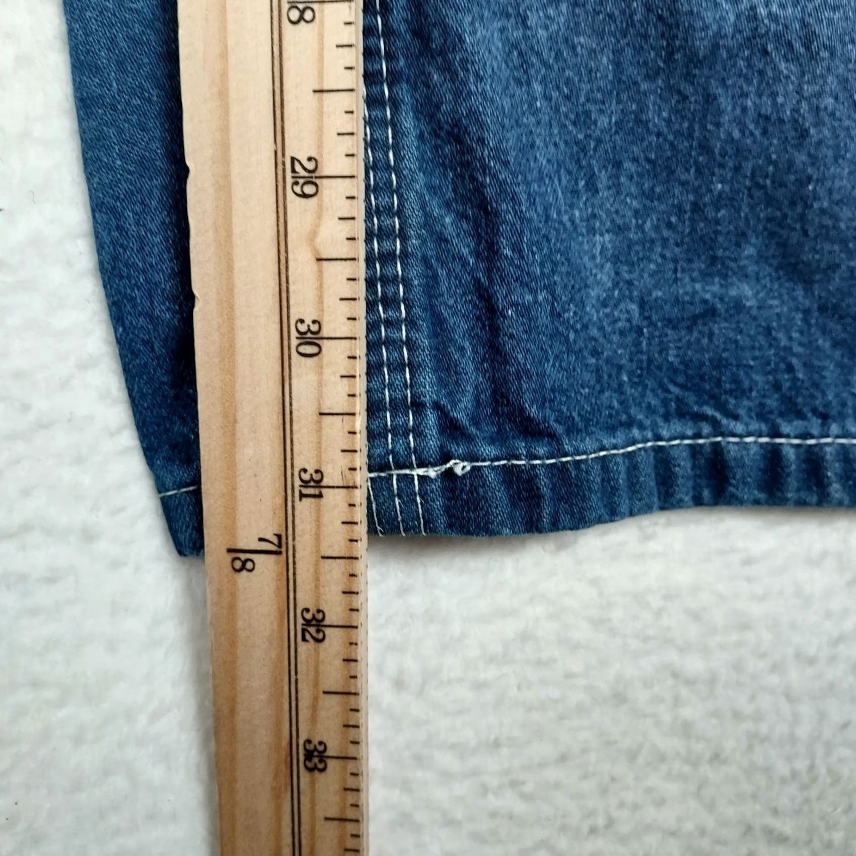 Carhartt Carhartt Mens Jeans 33x32 Denim Straight Leg Blue 5-Pocket Zip Mid Rise Relaxed Regular Inseam 32" - Cotton Heavyweight Workwear Size US 33 - 6 Thumbnail