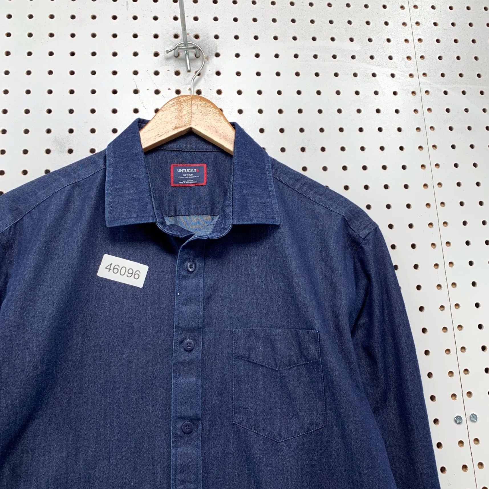 UNTUCKit UNTUCKit Button Shirt Mens M Indigo Blue Long Sleeve Business Casual Shirt Size US M / EU 48-50 / 2 - 5 Thumbnail