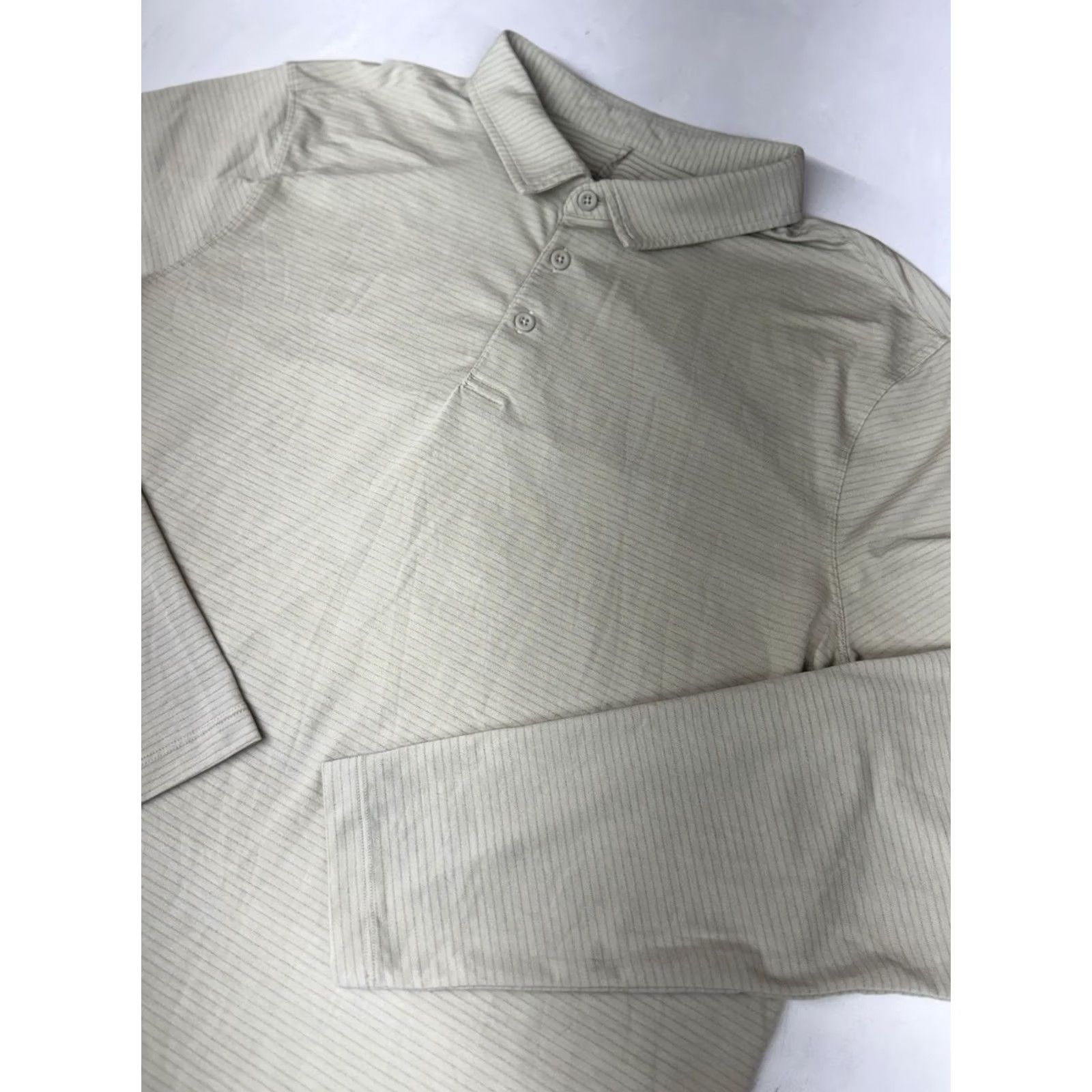 Lululemon Lululemon Polo Shirt Mens Large Beige Evolution Performance Long Sleeve Stretch Size US L / EU 52-54 / 3 - 2 Thumbnail
