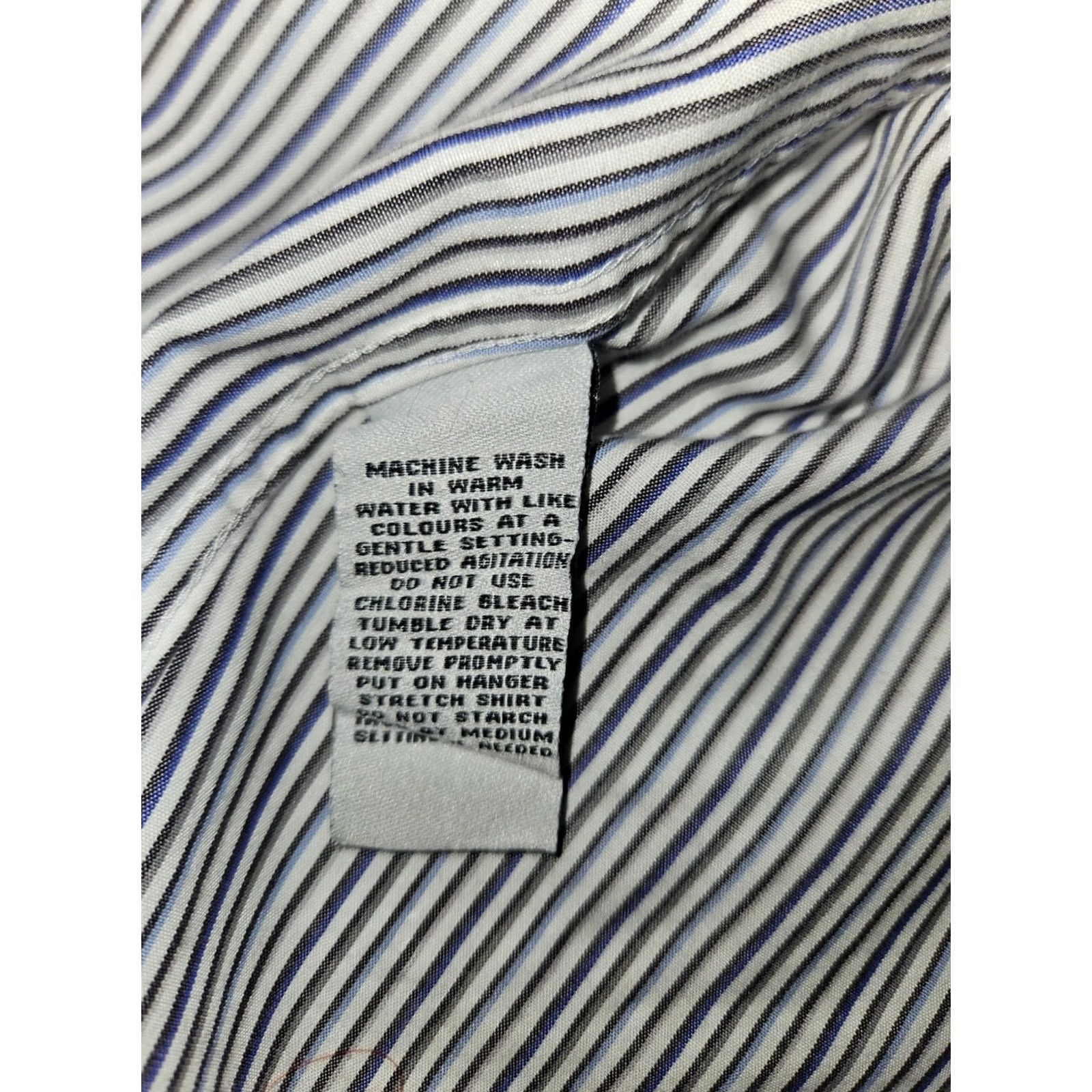Vintage Forsyth of Canada Shirt Dress Shirt 34/35 Men White Striped 2 Ply 80's Non Iron Tailored Fit Button Up Long Sleeve Collar Spread Easy Care 100% Cotton Size US S / EU 44-46 / 1 - 7 Thumbnail