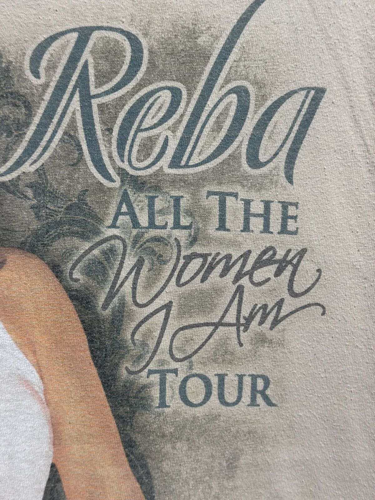 Band Tees Vintage Reba All The Women I Am Tour Faded Tee Size US L / EU 52-54 / 3 - 8 Thumbnail